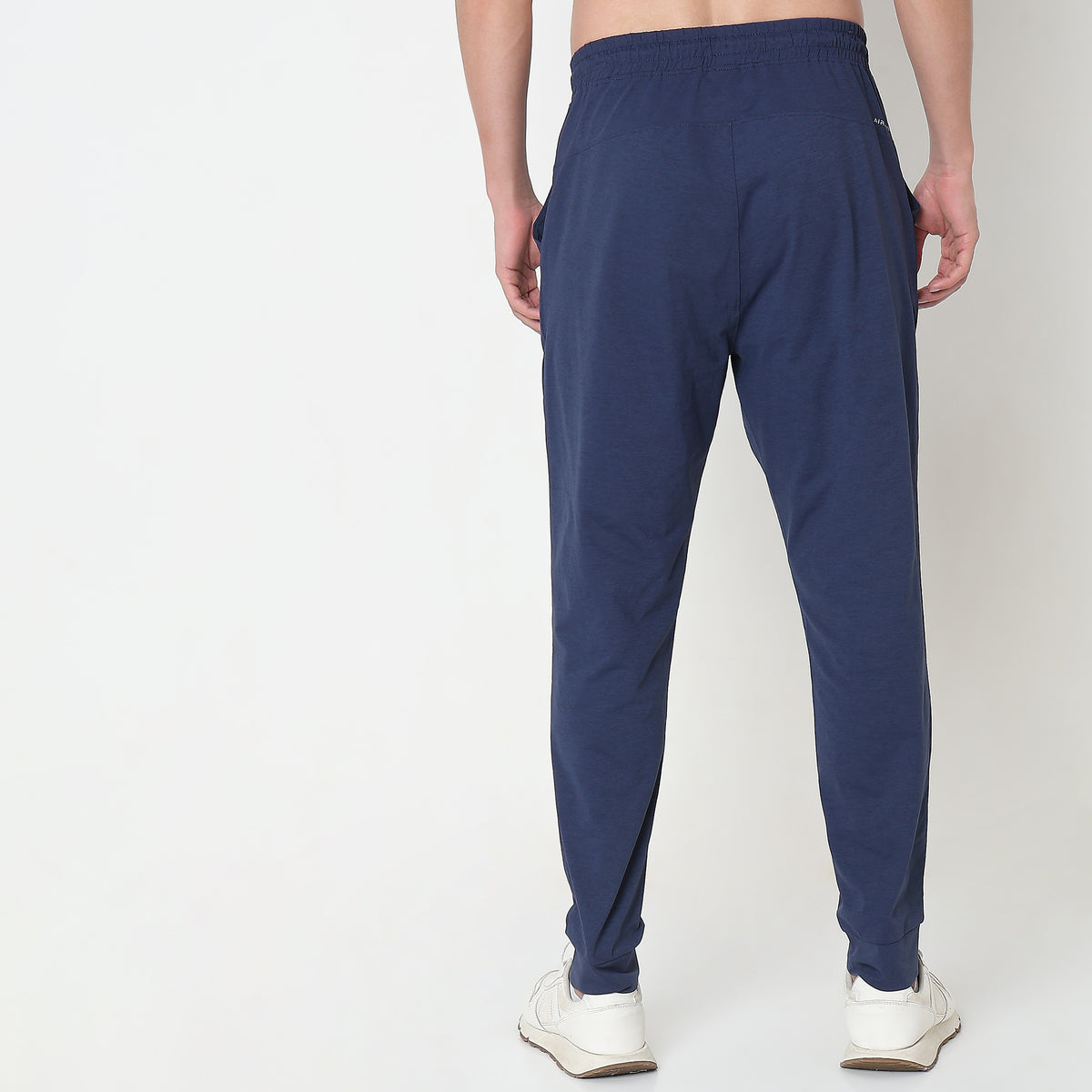 Regular Fit Solid Mid Rise Trackpants