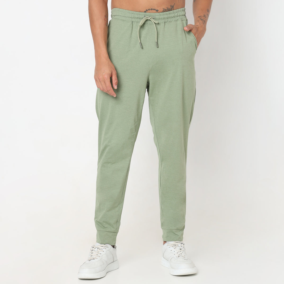 Regular Fit Solid Mid Rise Trackpants