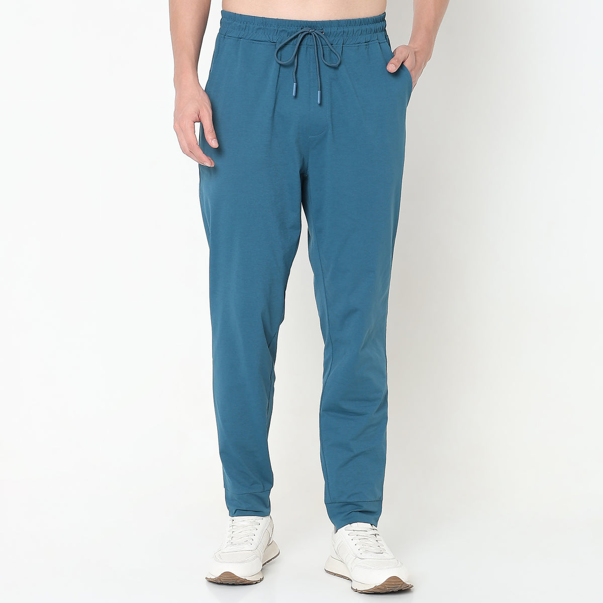 Regular Fit Solid Mid Rise Trackpants