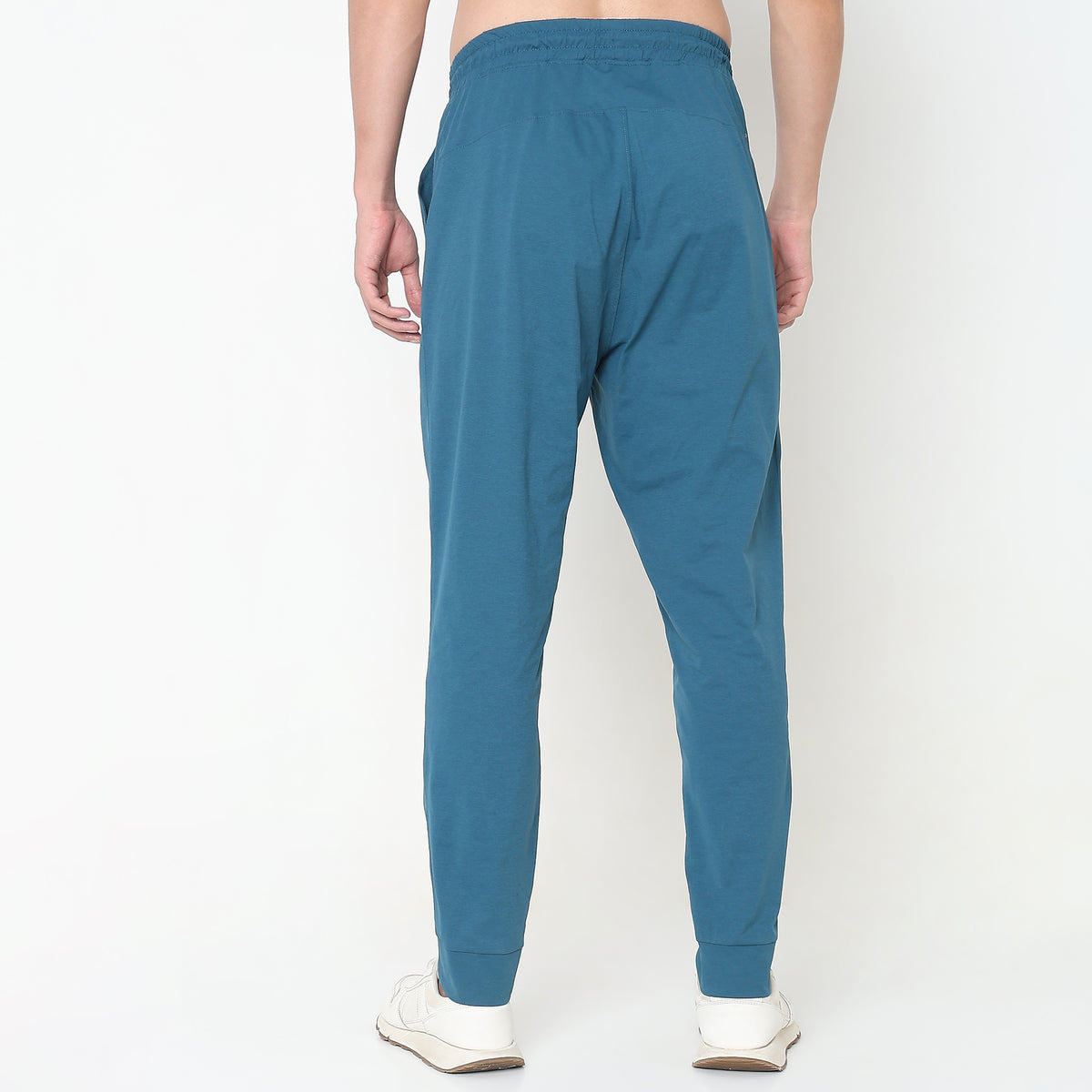 Regular Fit Solid Mid Rise Trackpants