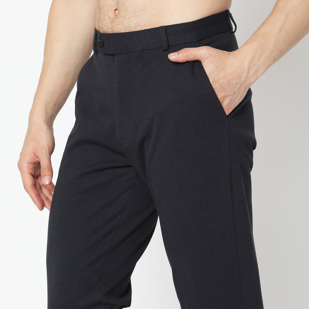 Regular Fit Solid Mid Rise Trousers