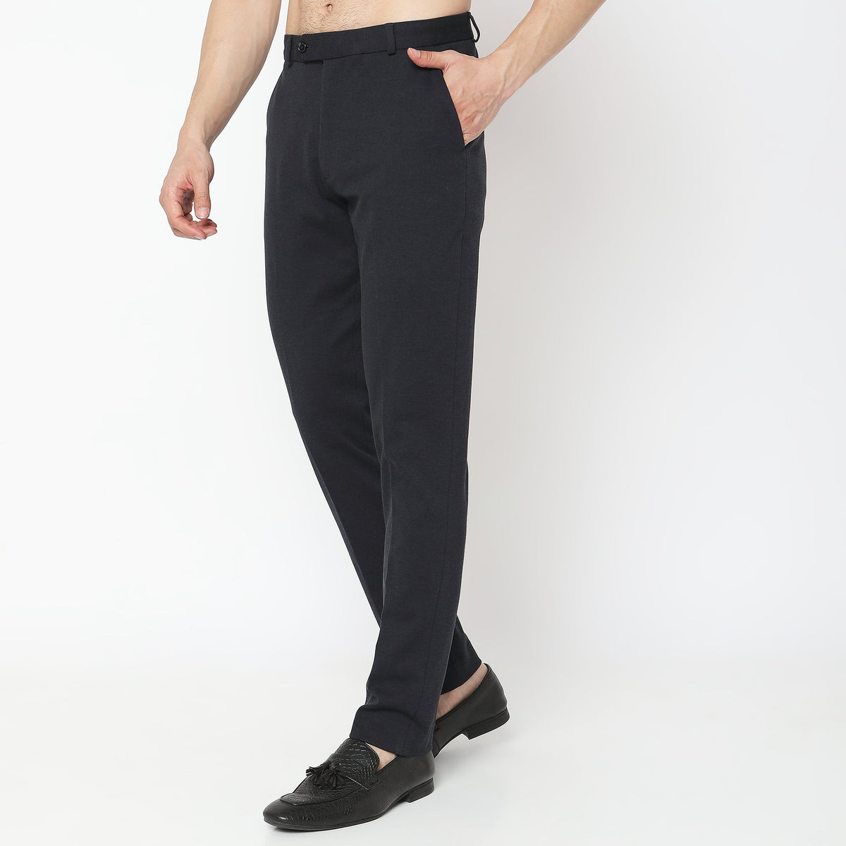 Regular Fit Solid Mid Rise Trousers