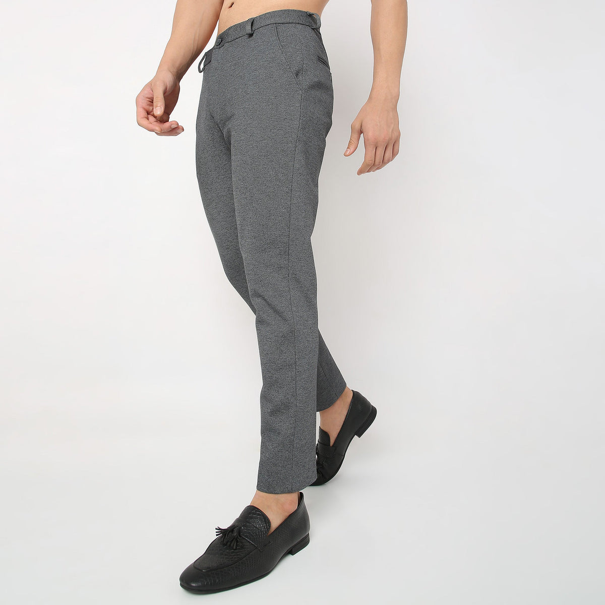 Regular Fit Solid Mid Rise Trousers