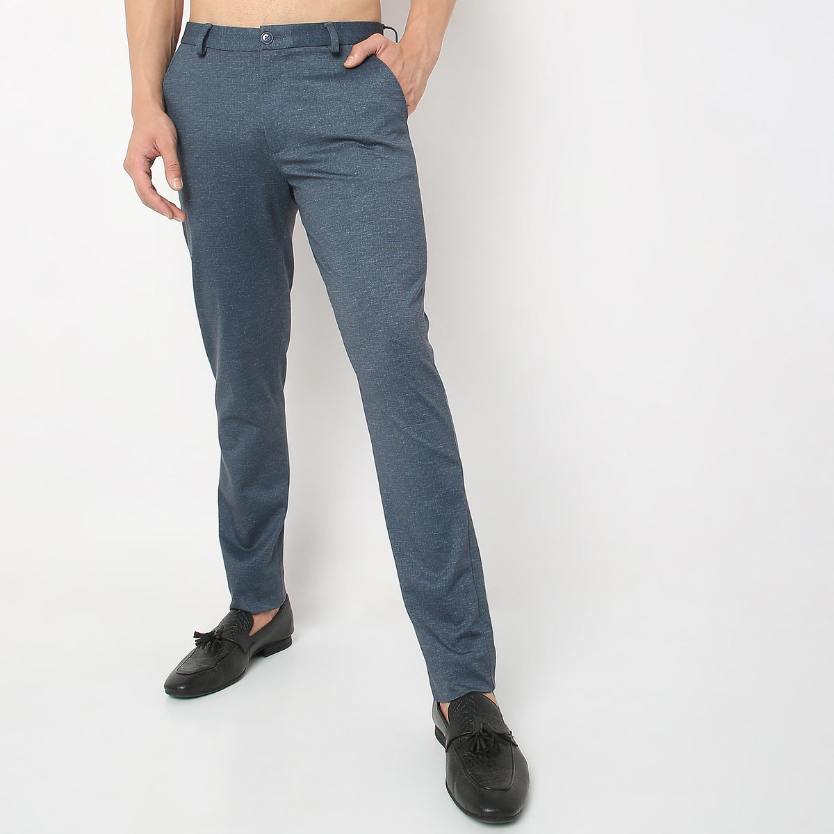 Regular Fit Solid Mid Rise Trousers