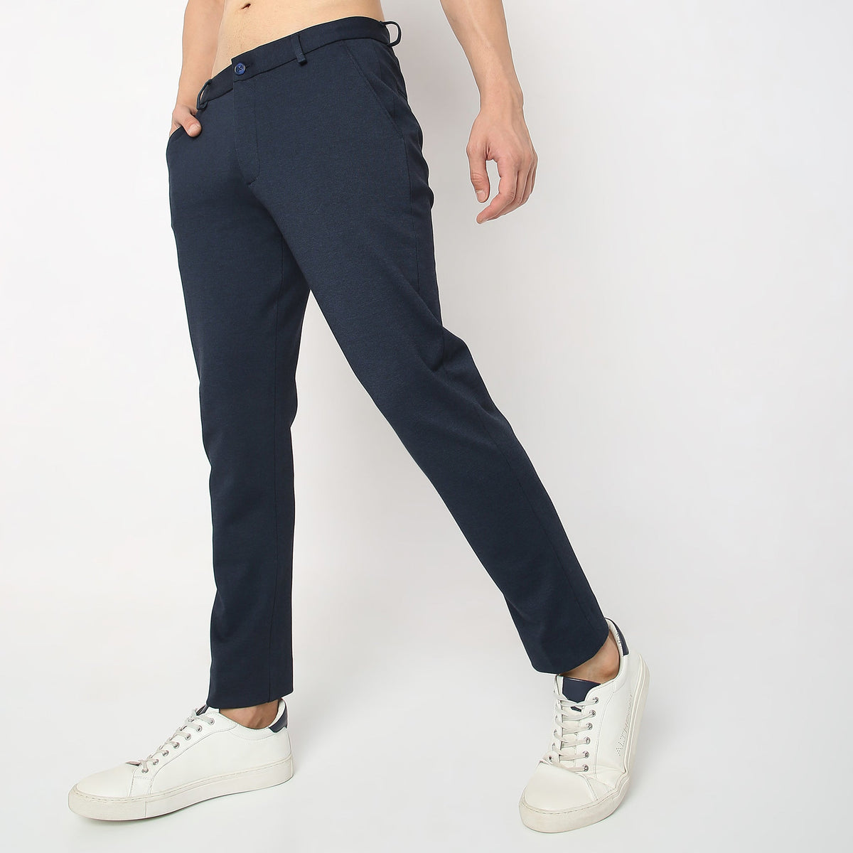 Regular Fit Solid Mid Rise Trousers