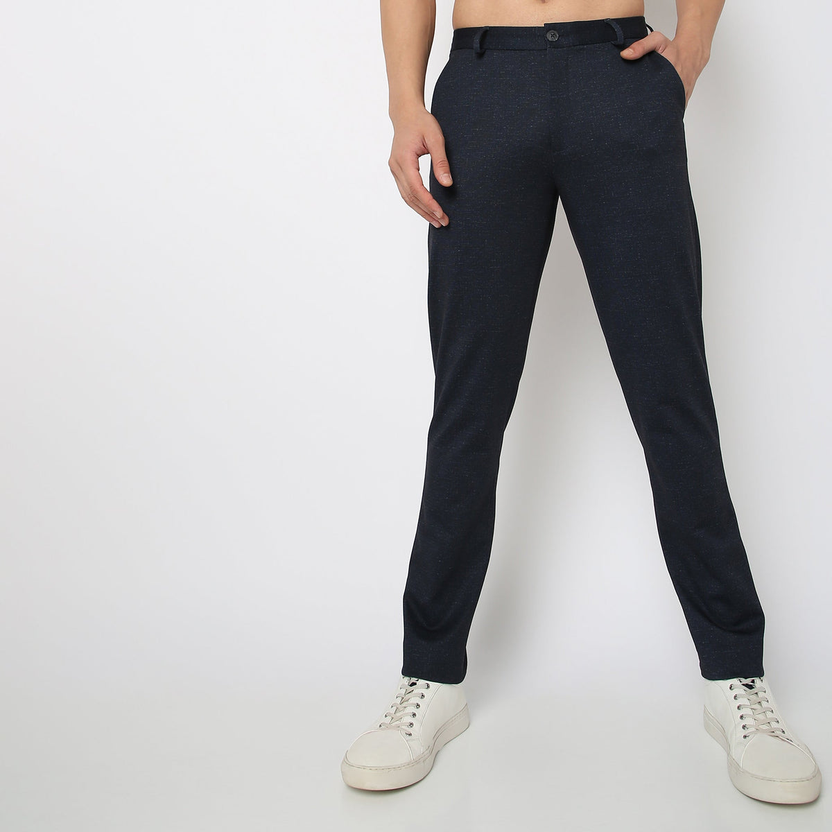 Regular Fit Solid Mid Rise Trousers