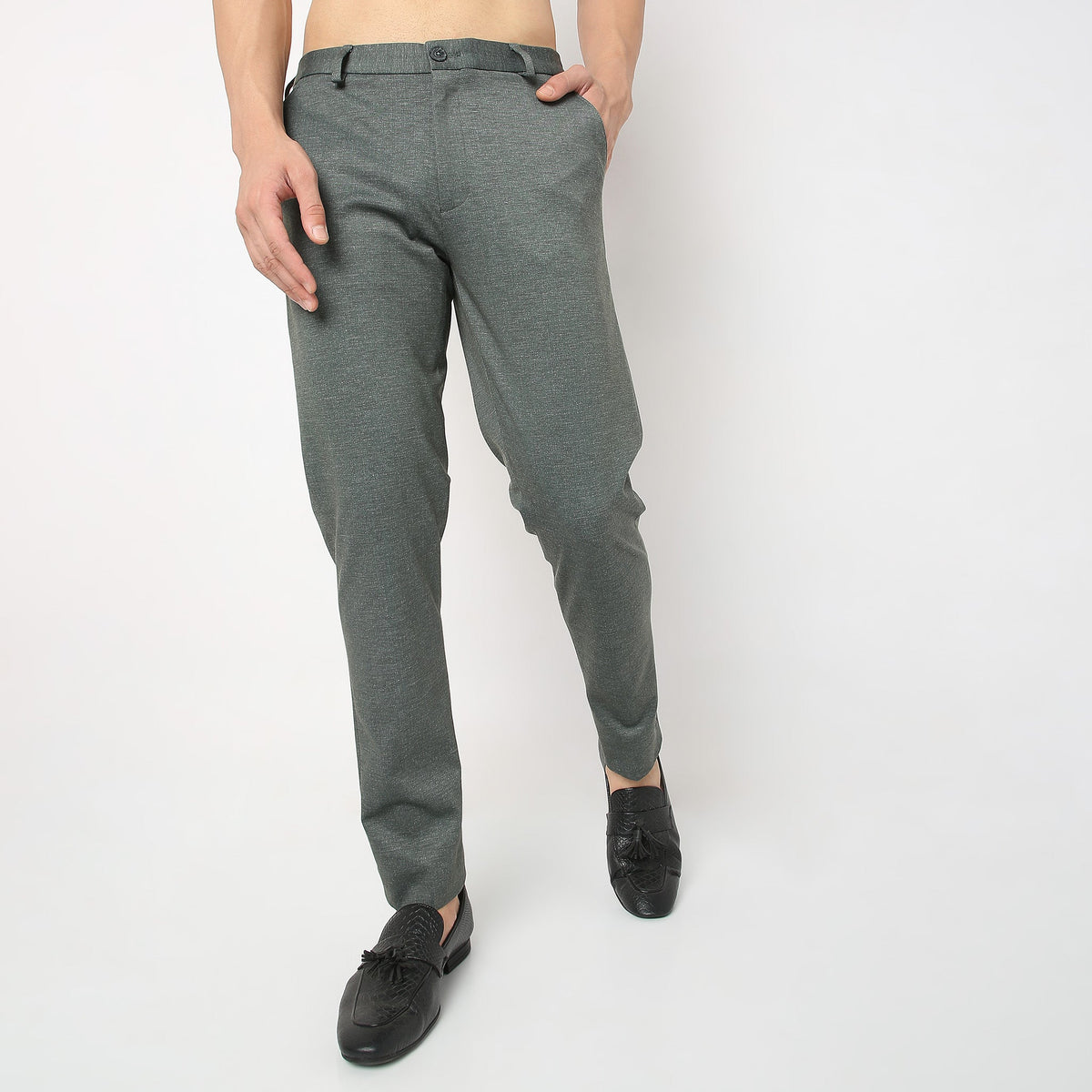 Regular Fit Solid Mid Rise Trousers