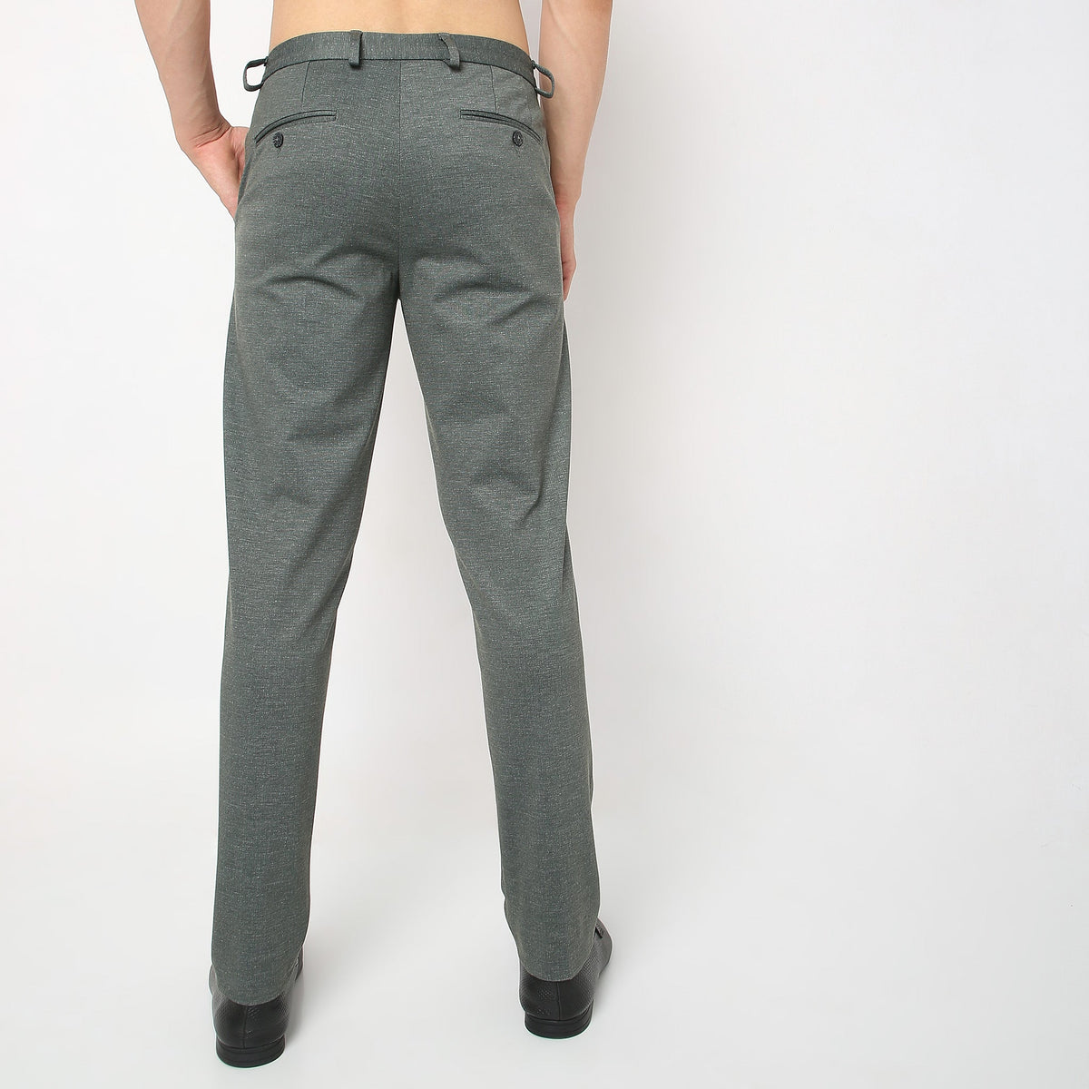 Regular Fit Solid Mid Rise Trousers