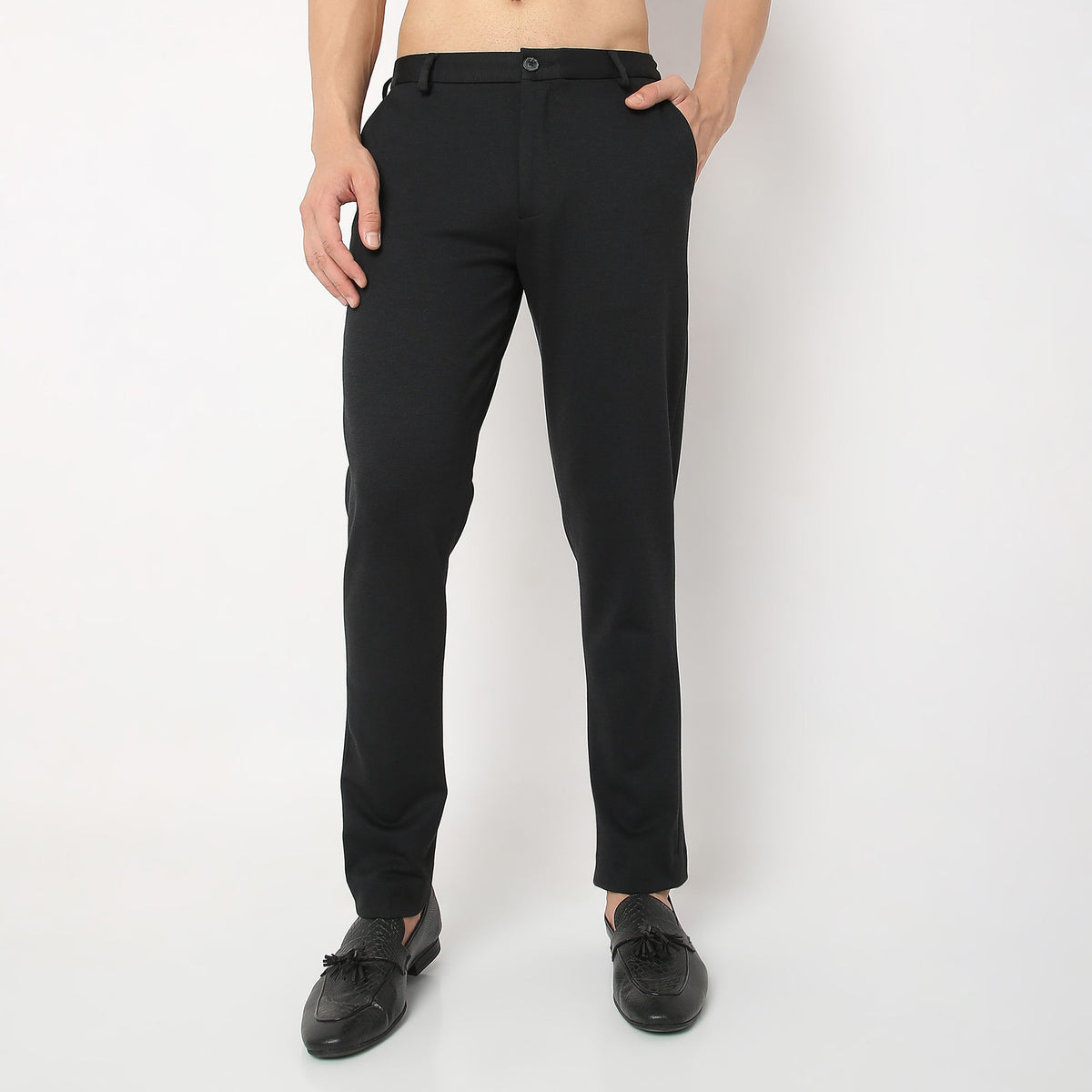 Regular Fit Solid Mid Rise Trousers