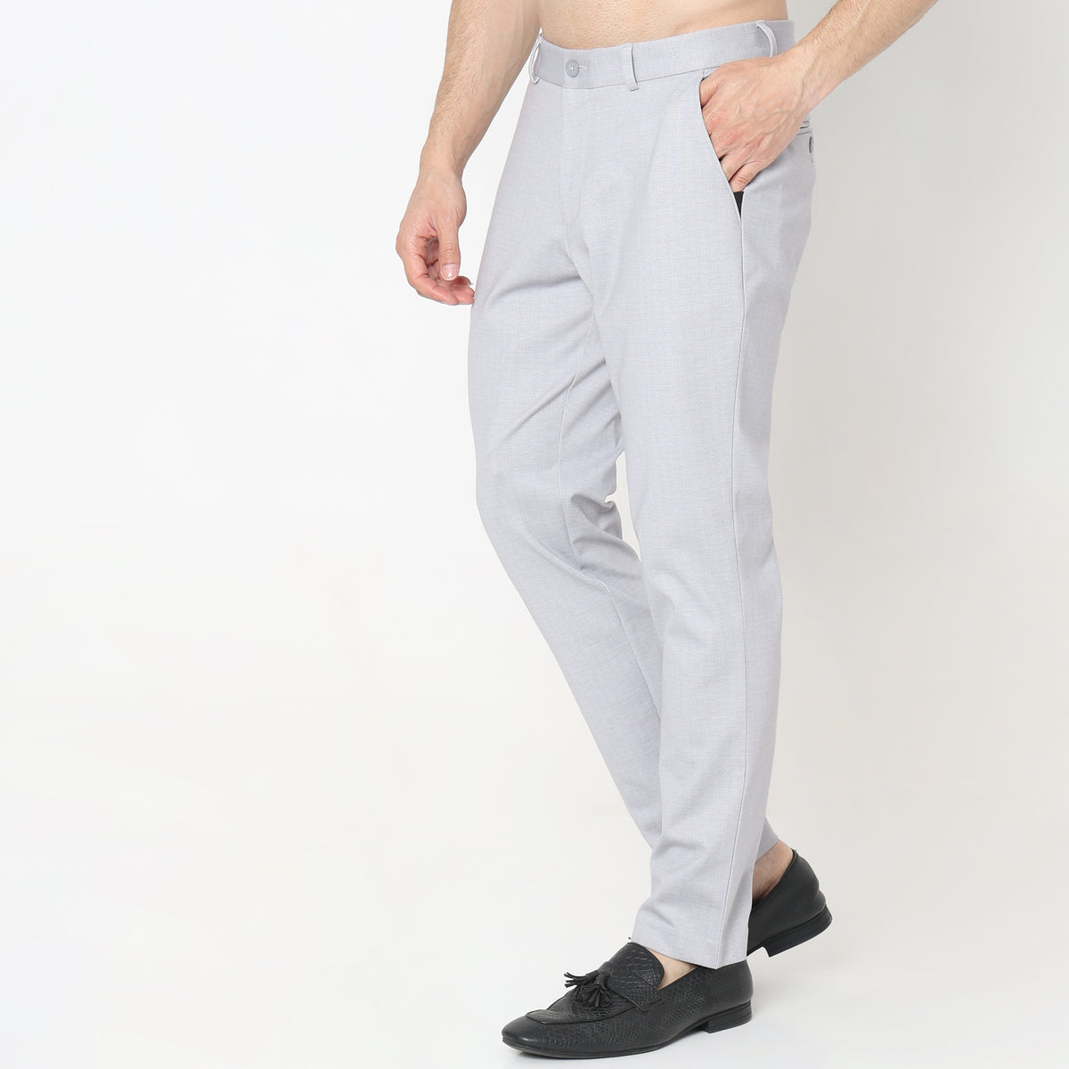 Regular Fit Solid Mid Rise Trousers