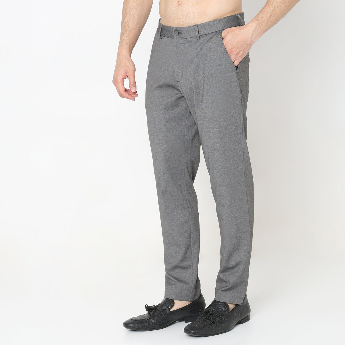 Regular Fit Solid Mid Rise Trousers