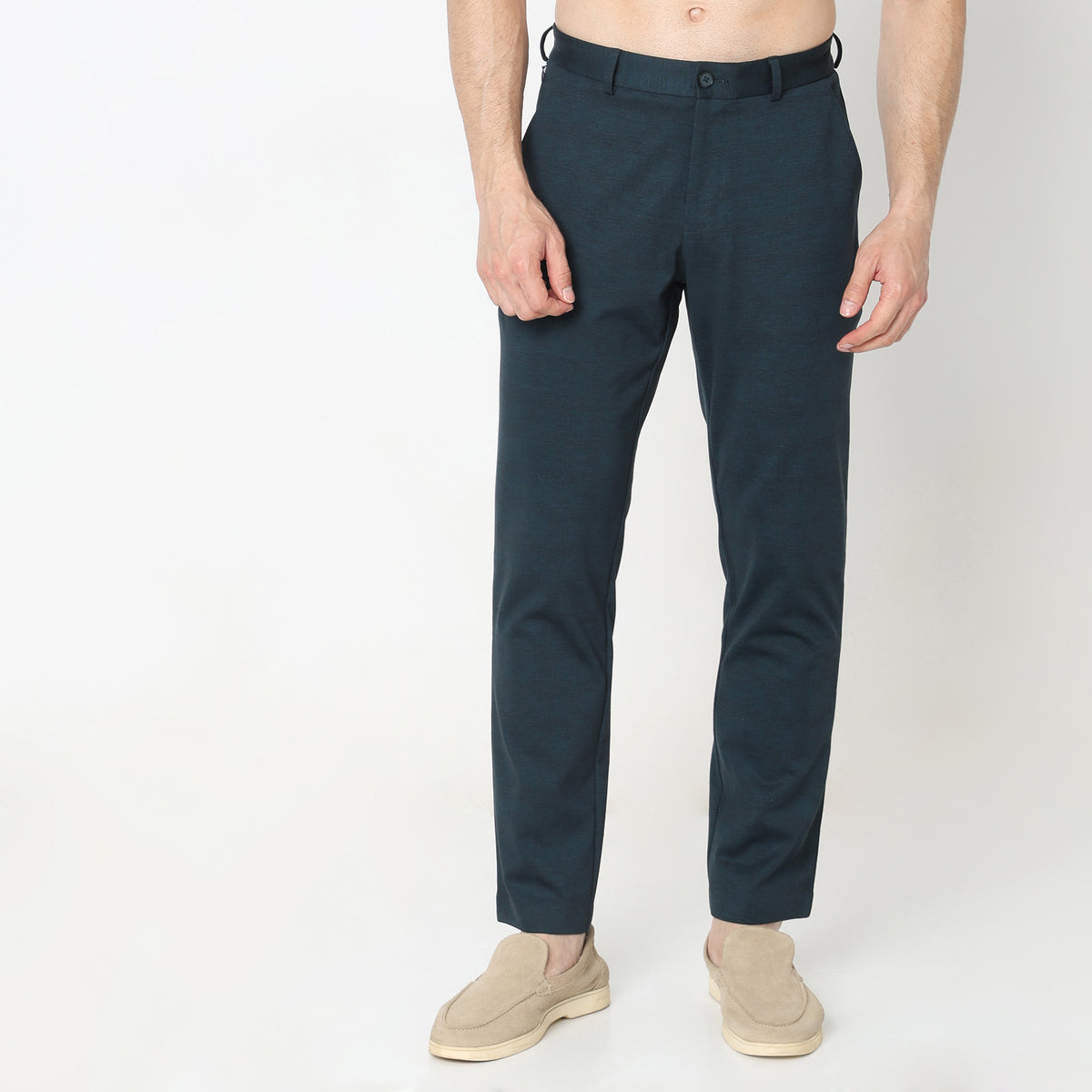 Regular Fit Solid Mid Rise Trousers