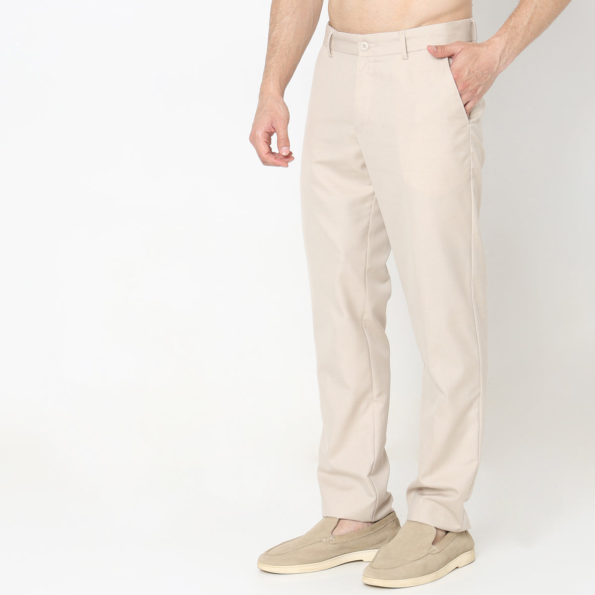 Regular Fit Solid Mid Rise Trousers