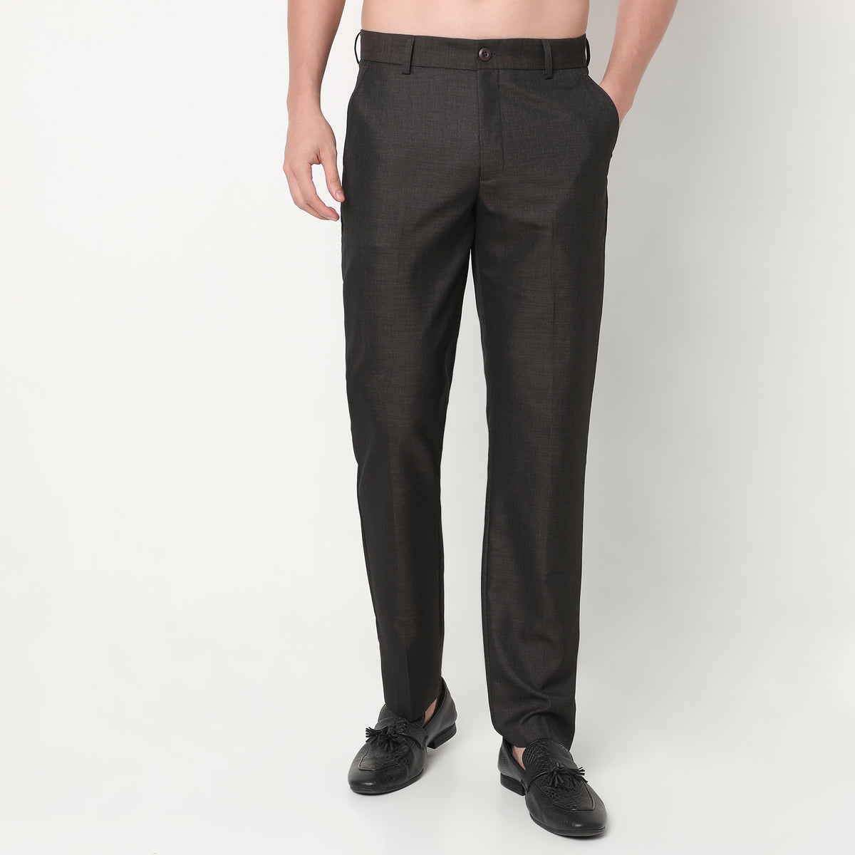 Regular Fit Solid Mid Rise Trousers