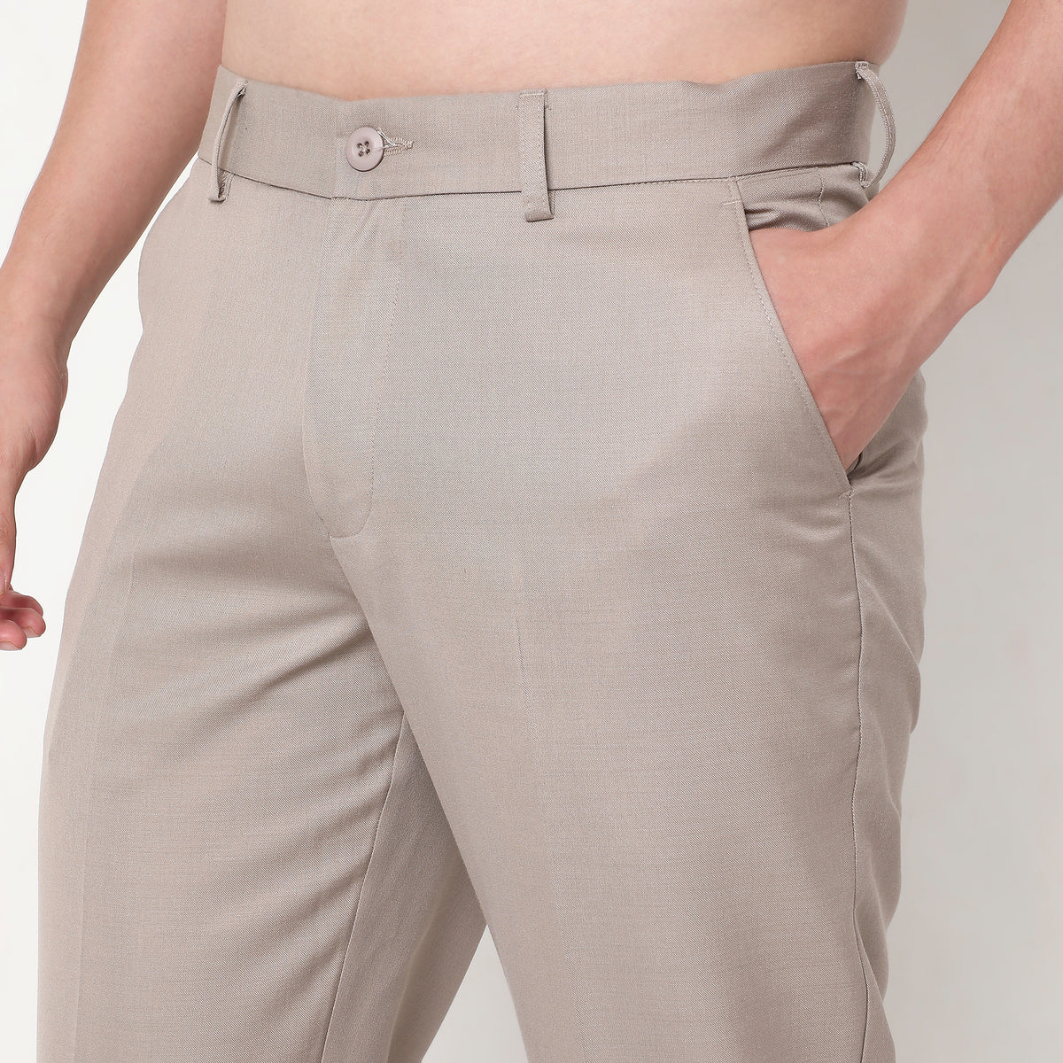 Regular Fit Solid Mid Rise Trousers