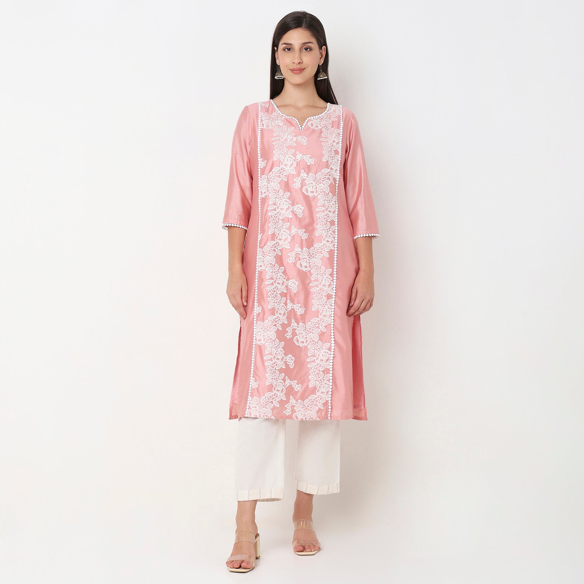 Straight Fit Embroidered Kurta