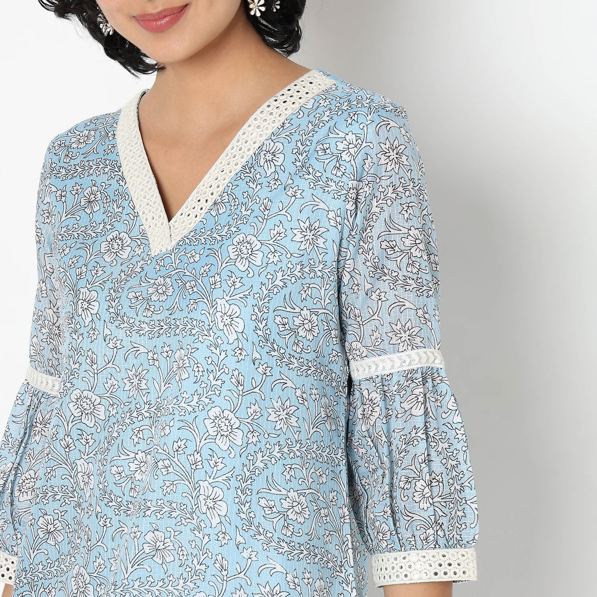 Straight Fit Printed Kurta