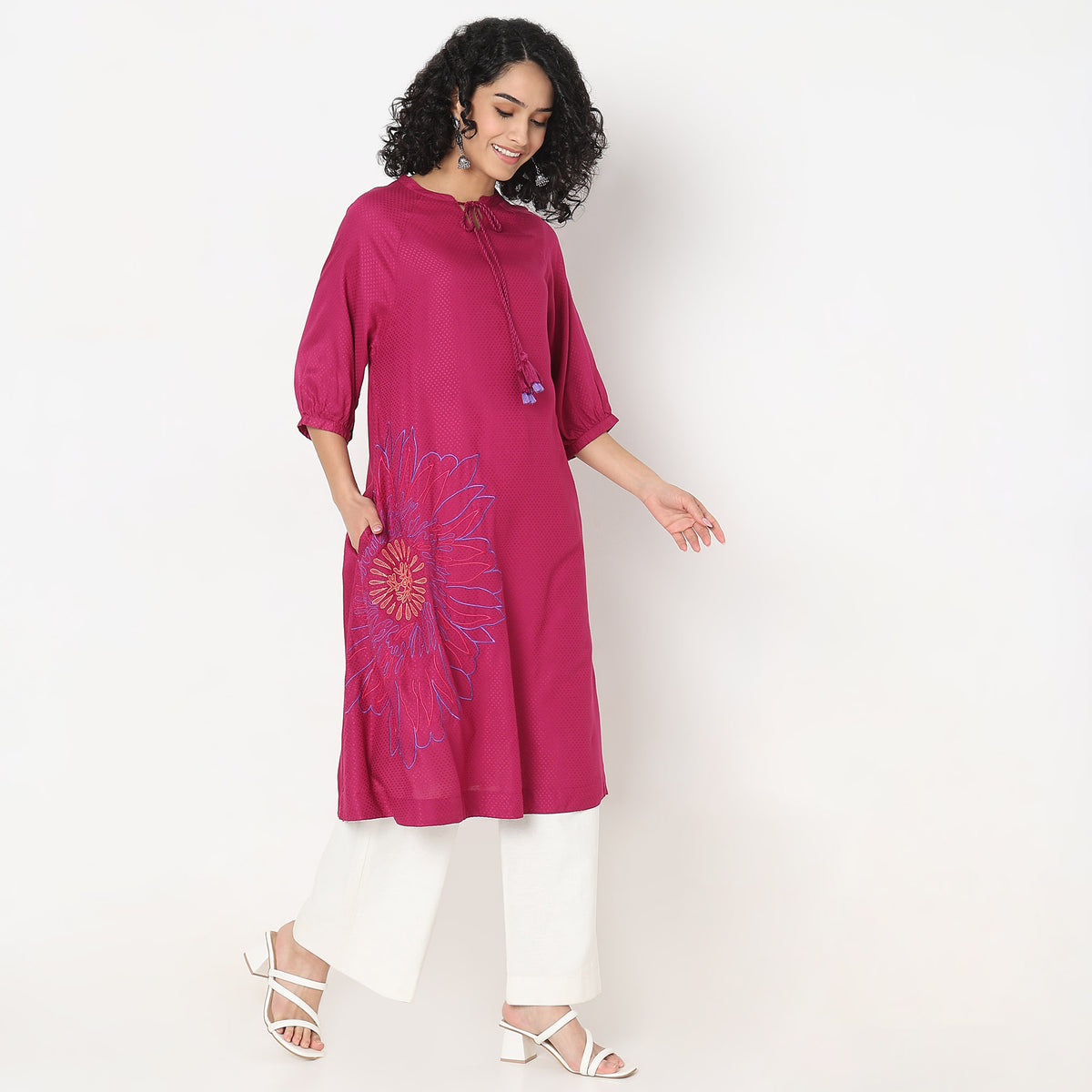 Regular Fit Embroidered Kurta