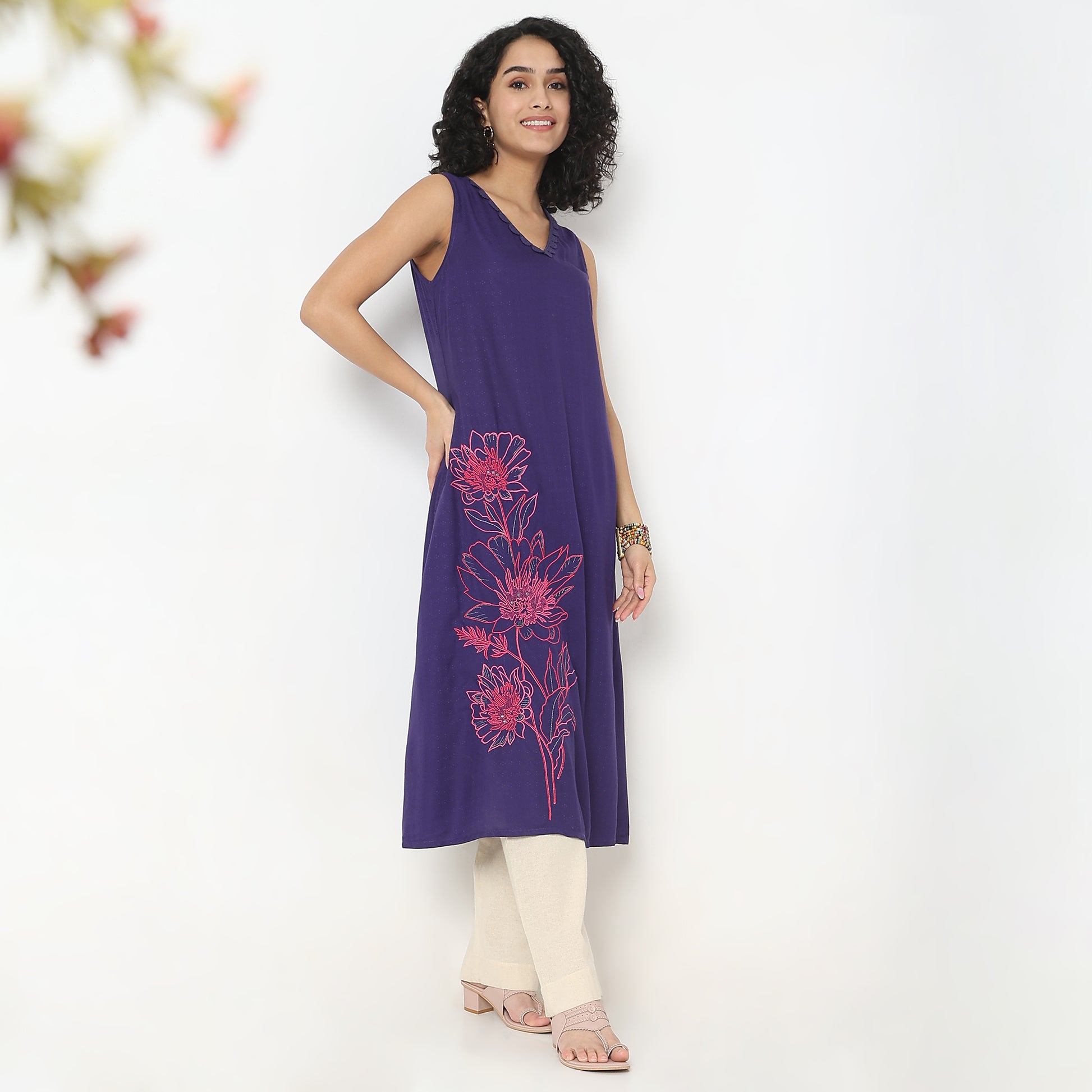 Flare Fit Embroidered V-Neck Kurta