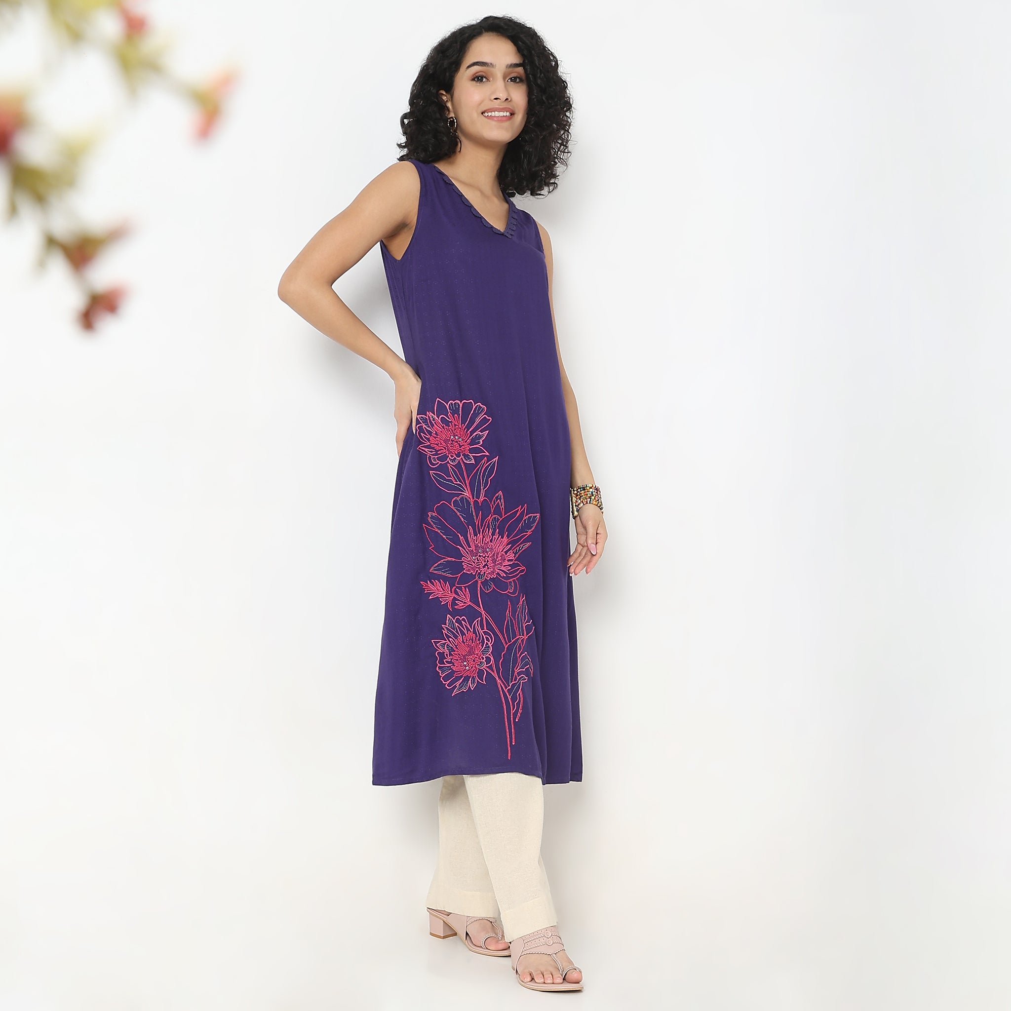 Flare Fit Embroidered V-Neck Kurta