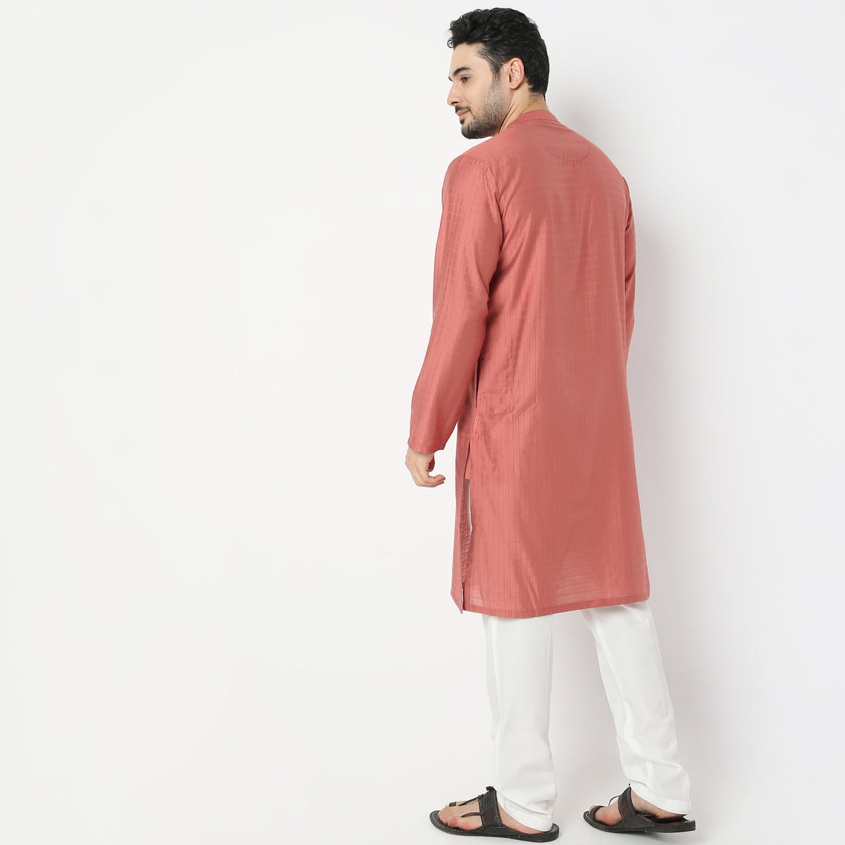 Regular Fit Solid Kurta