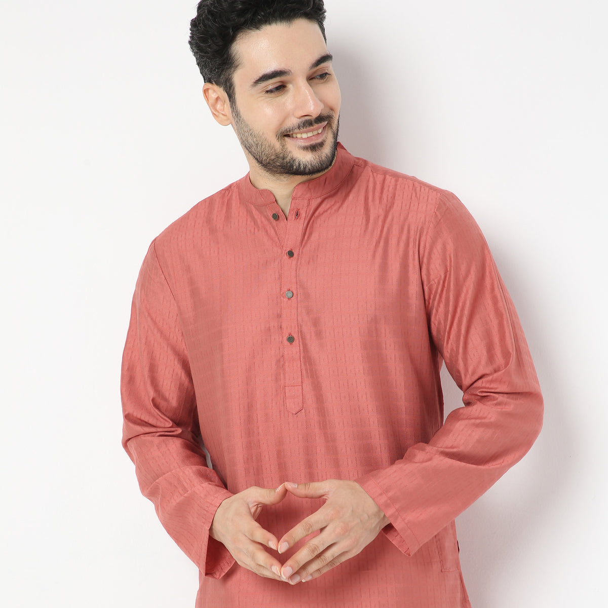 Regular Fit Solid Kurta