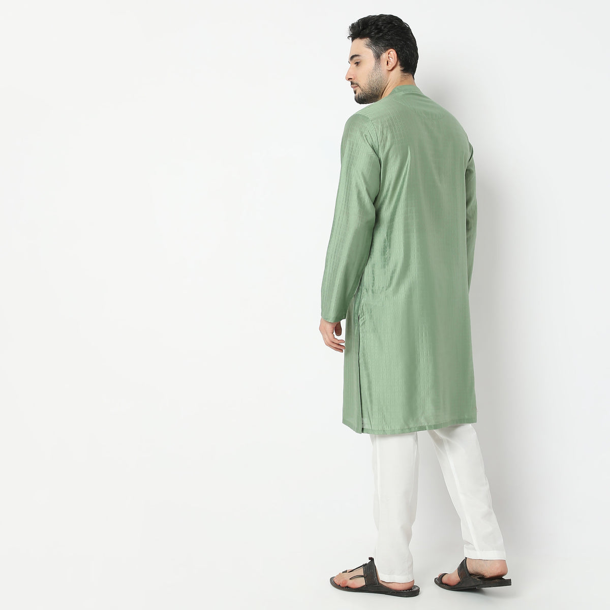 Regular Fit Solid Kurta