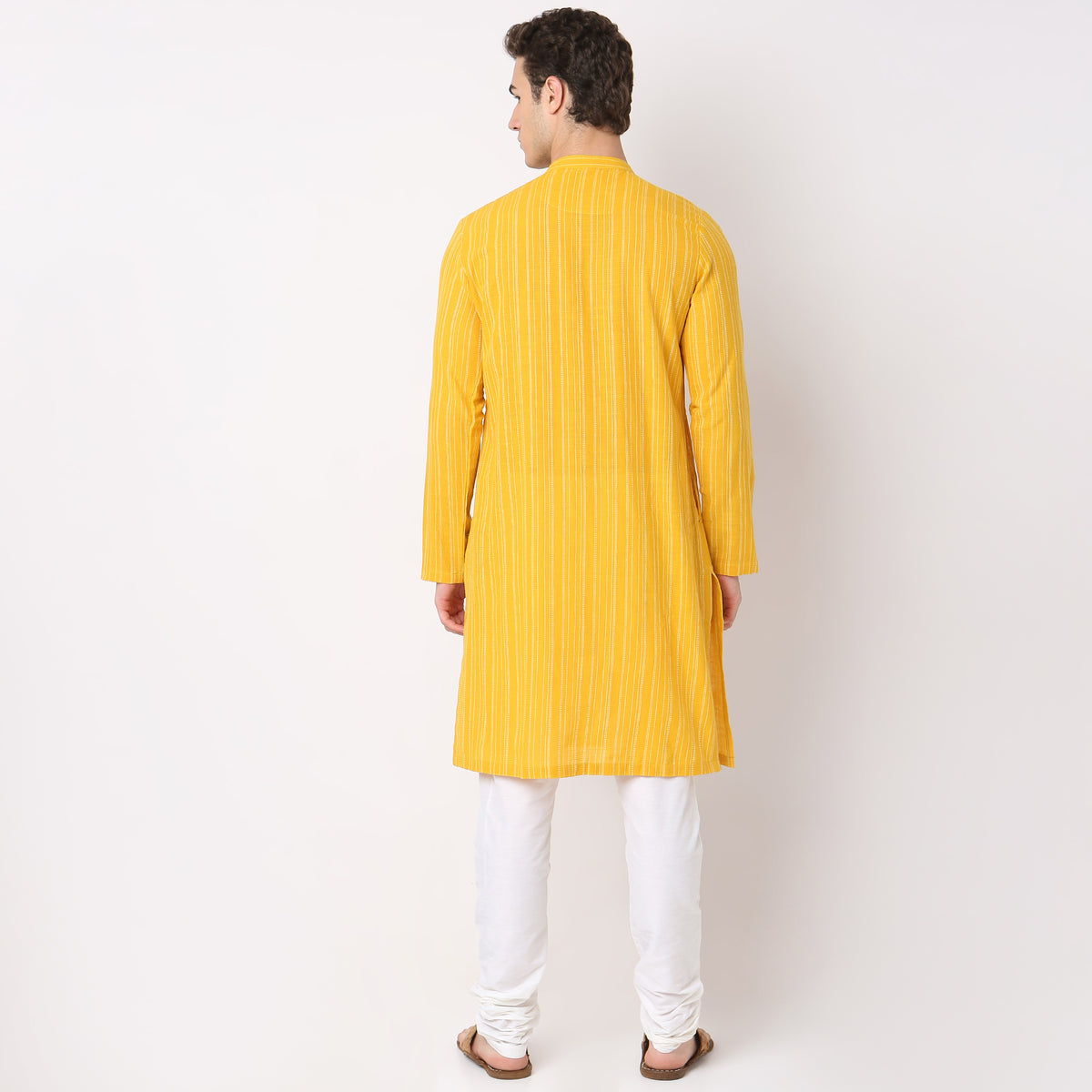 Regular Fit Structured Kurta