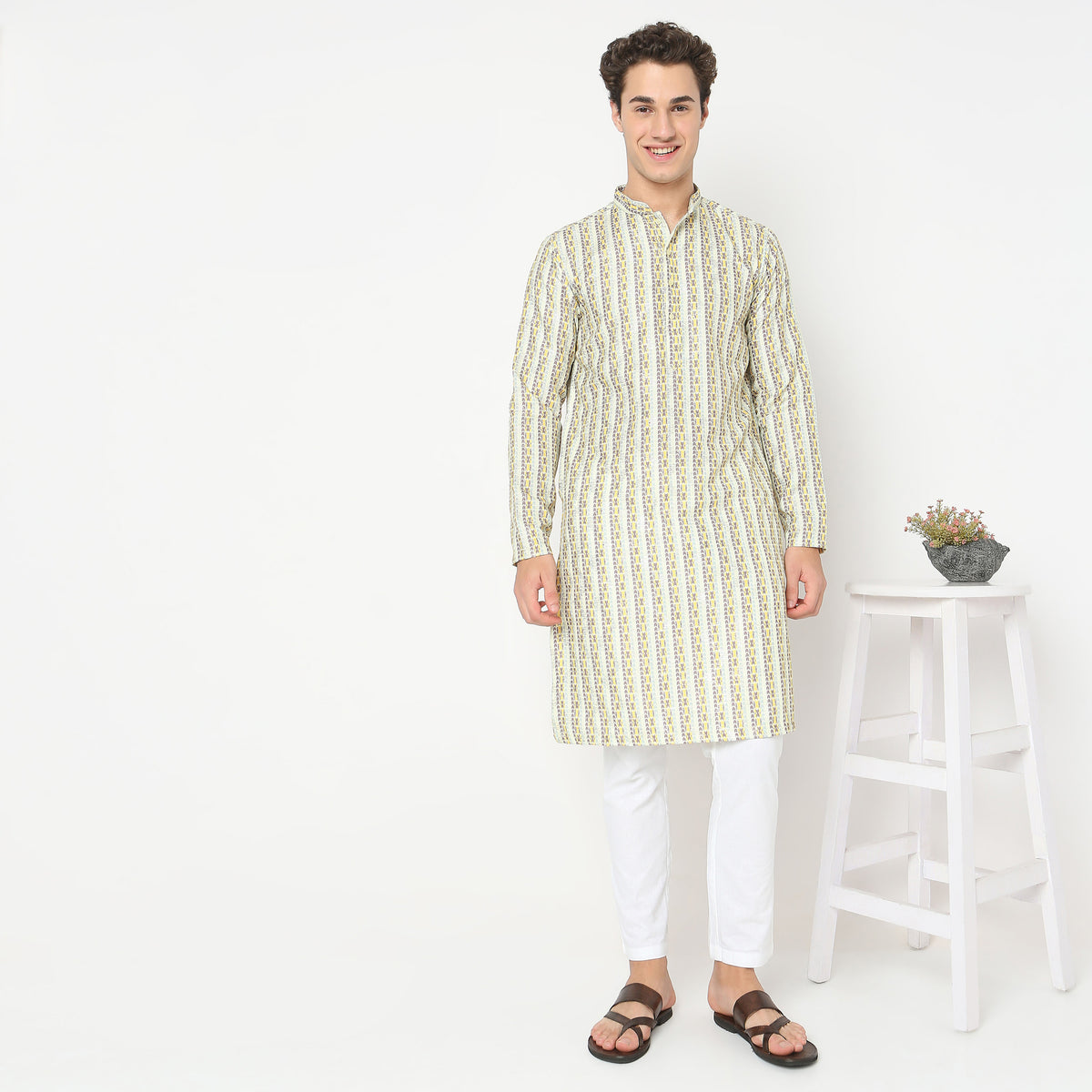 Regular Fit Printed Kurta