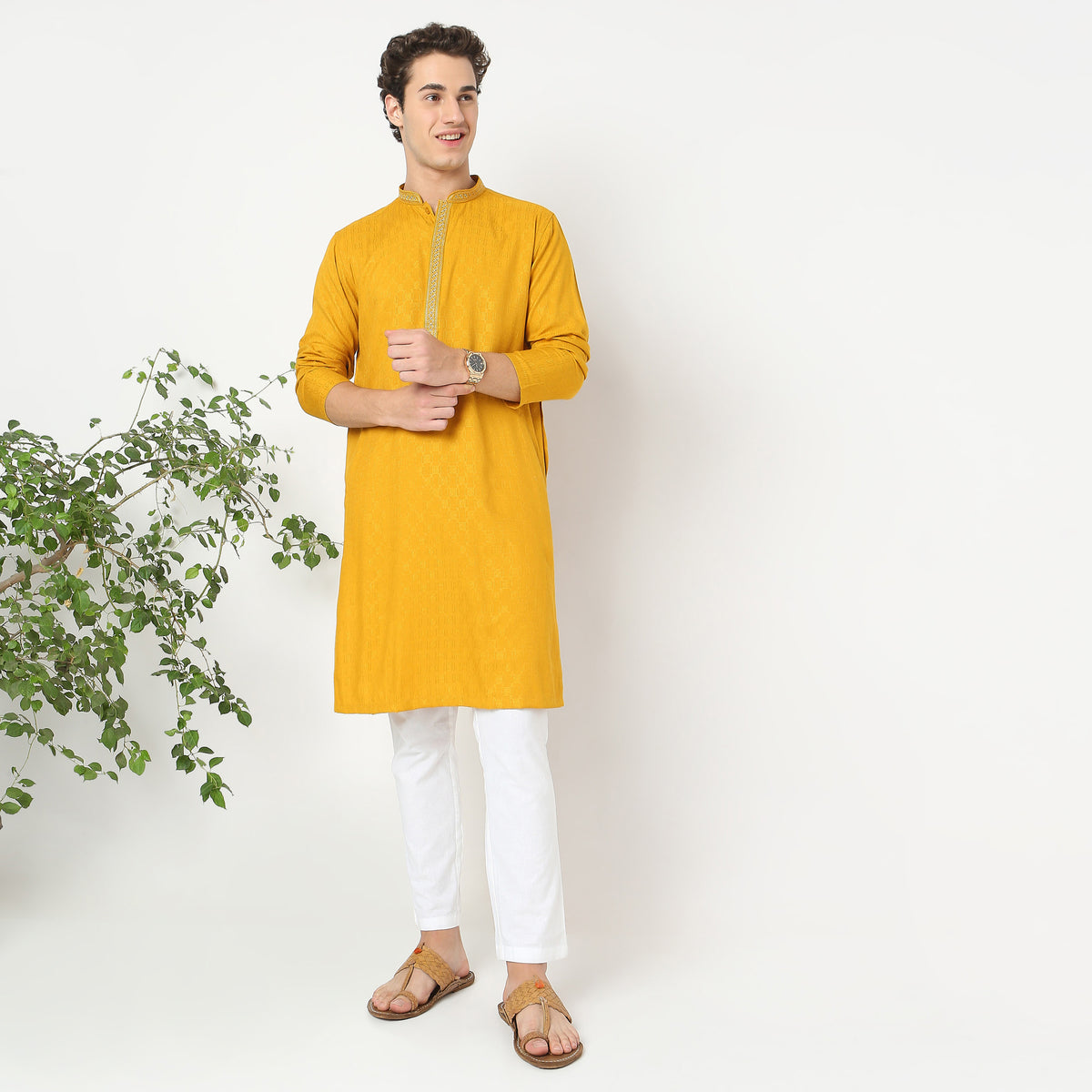 Regular Fit Jacquard Kurta