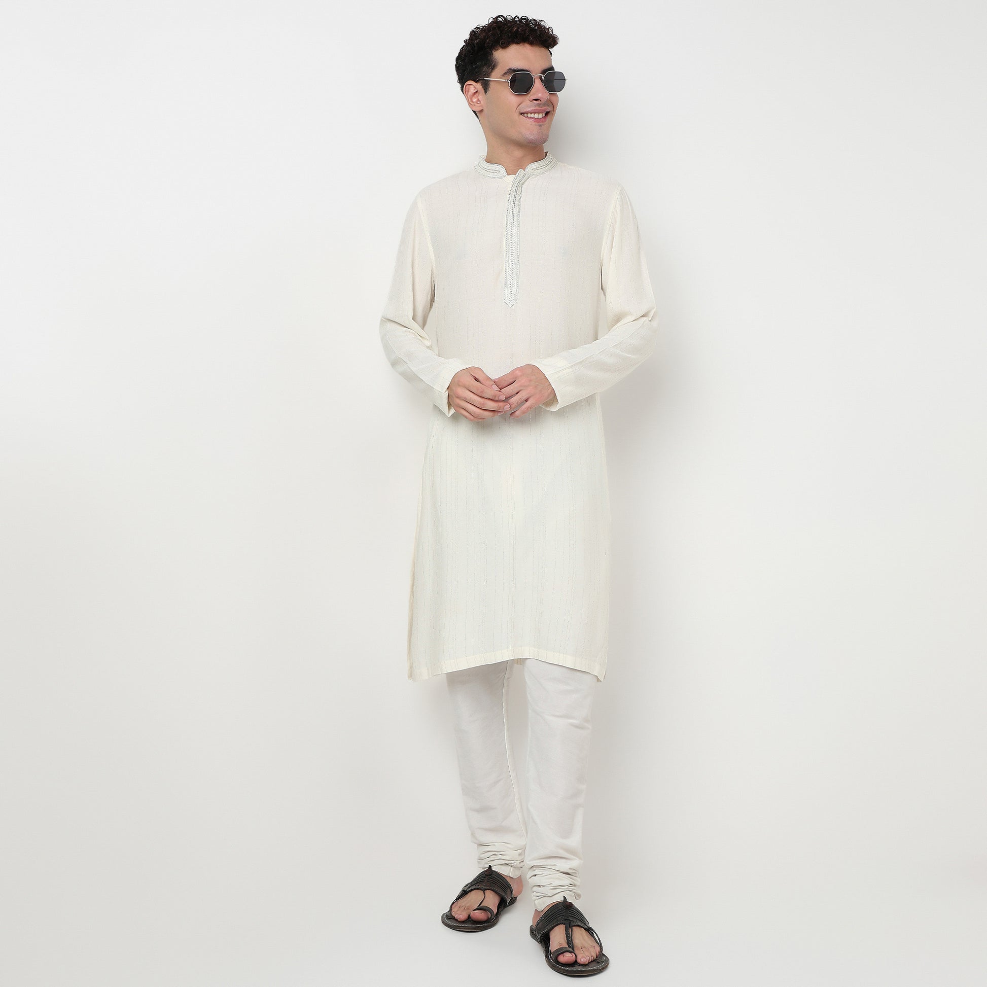 Buy Men Straight Fit Striped Full Sleeve Kurta  - Style Union