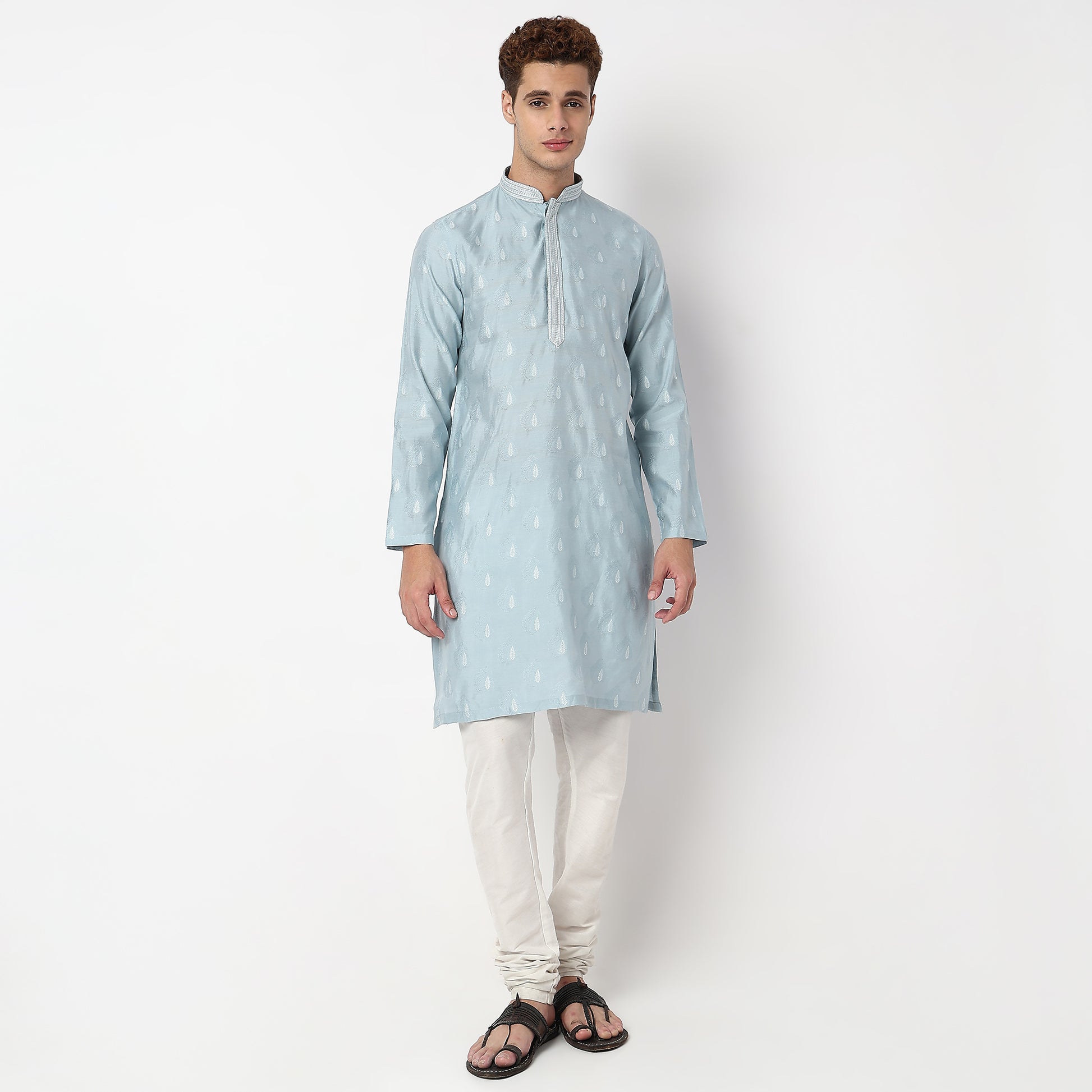 Knitted Jacquard Knee Length Mandarin Collar Straight Kurta