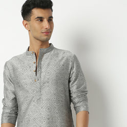 Straight Fit Printed Mandarin Collar Kurta
