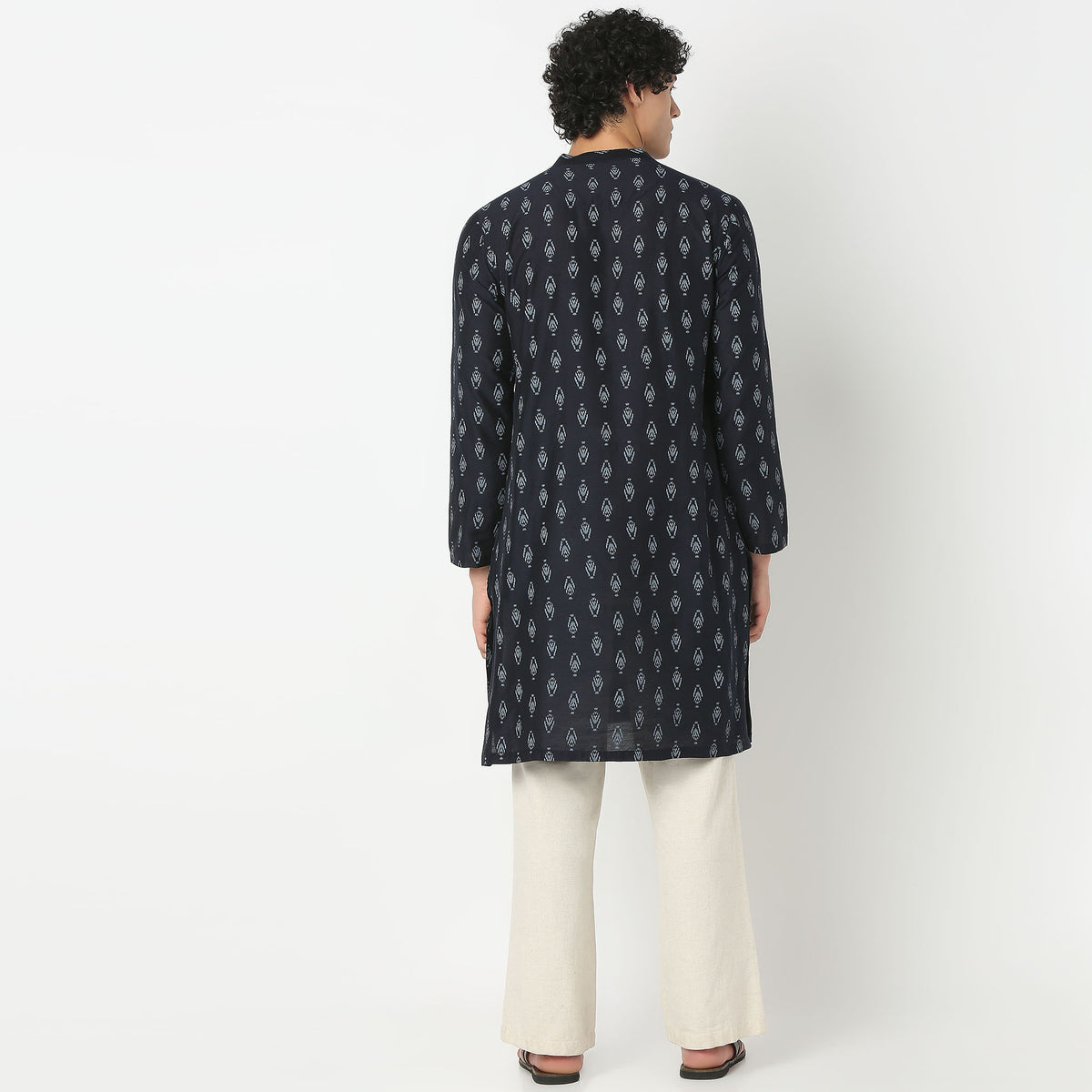 Mandarin Collar Full Length Sleeve Printed Straight Fit Kurta