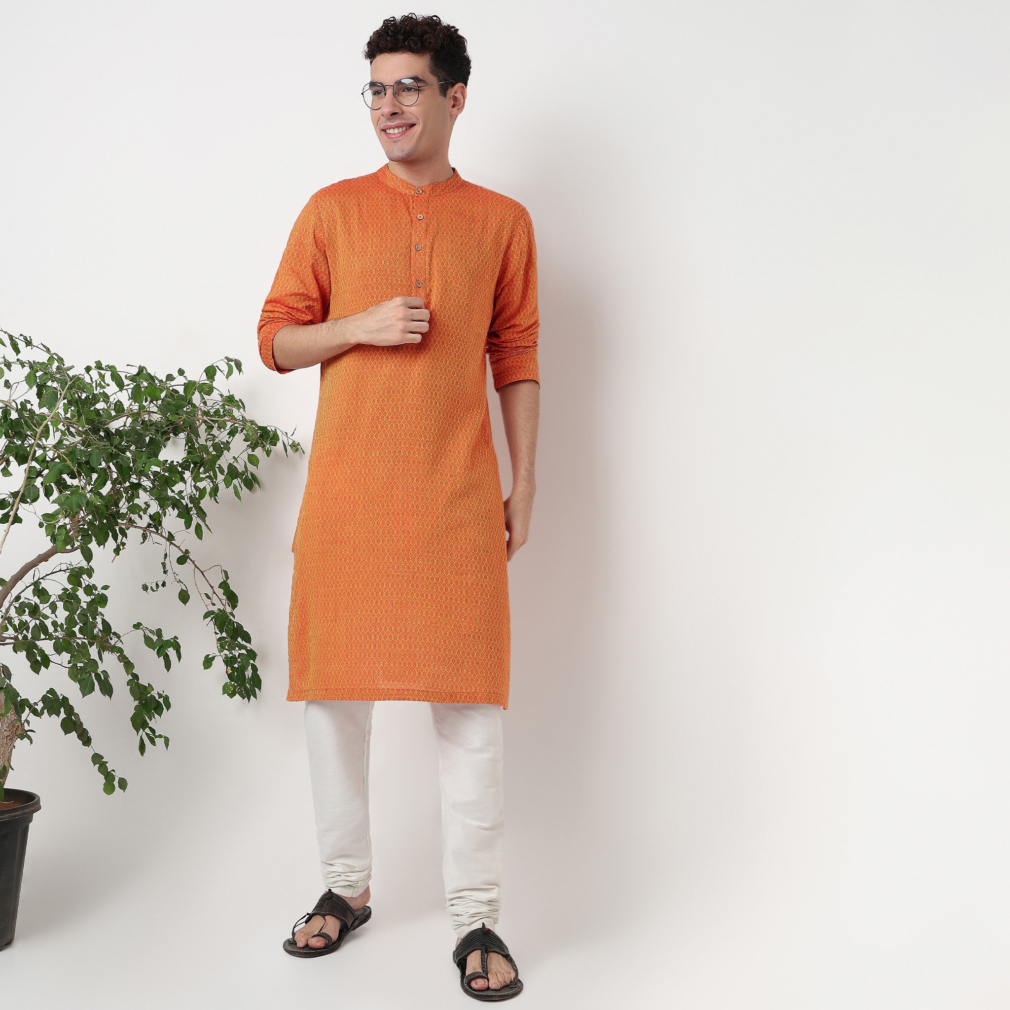 Buy Men Straight Fit Structured Full Sleeve Kurta  - Style Union