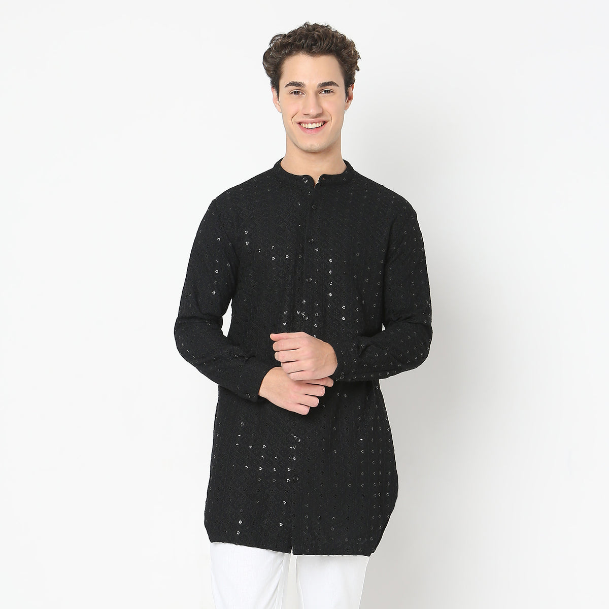 Regular Fit Embroidered Kurta