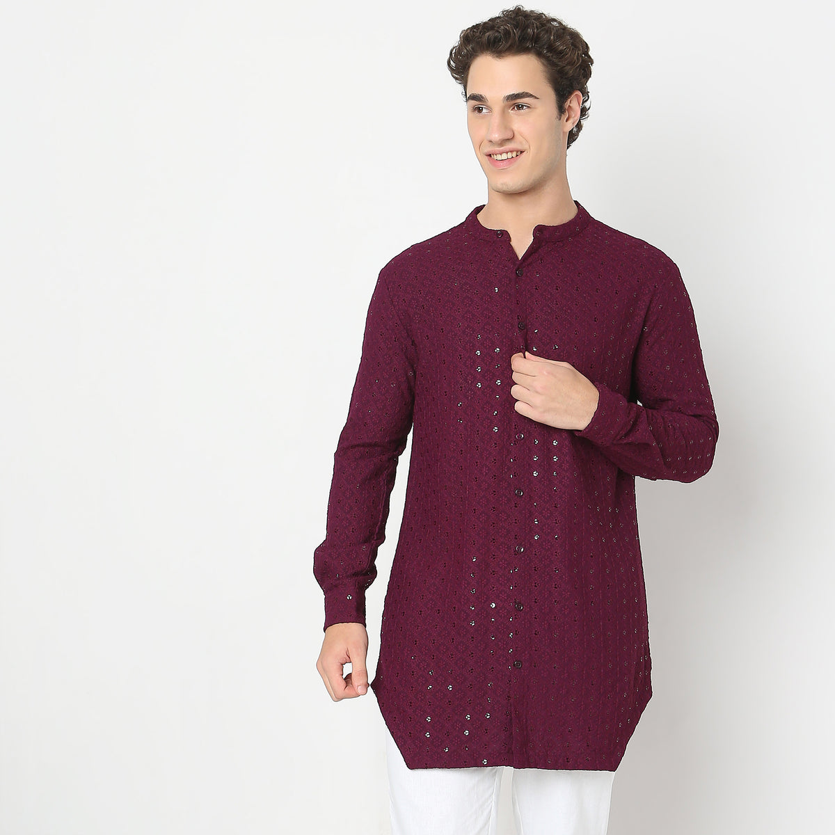 Regular Fit Embroidered Kurta