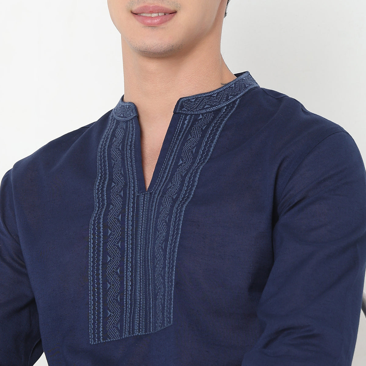 Regular Fit Solid Kurta