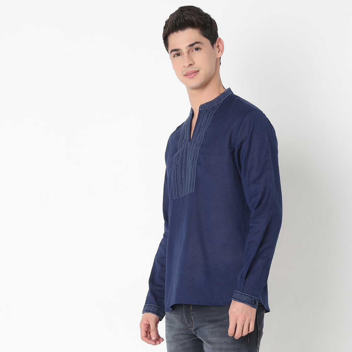 Regular Fit Solid Kurta