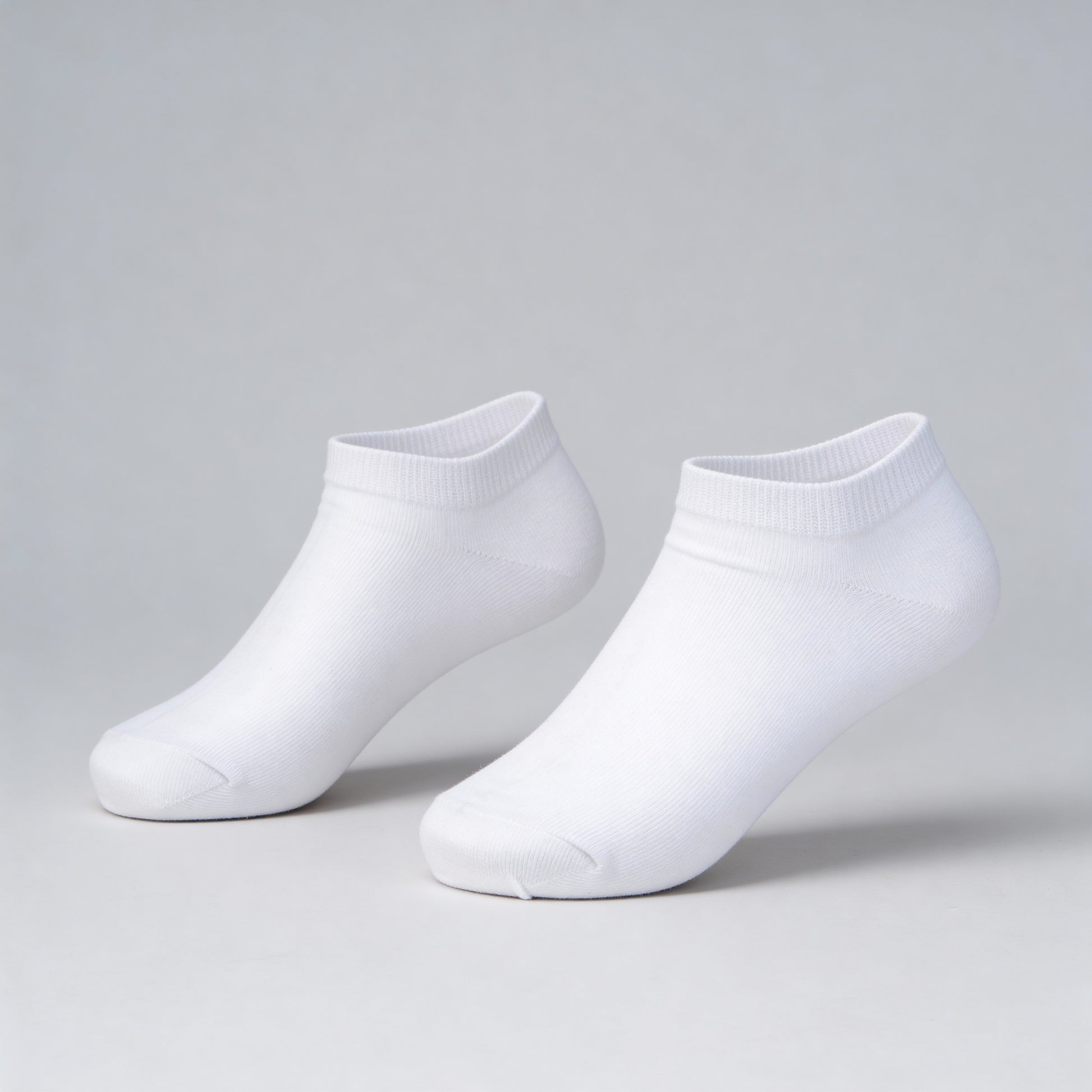 Men Ankle Length Solid Knitted Socks - Pack of 3