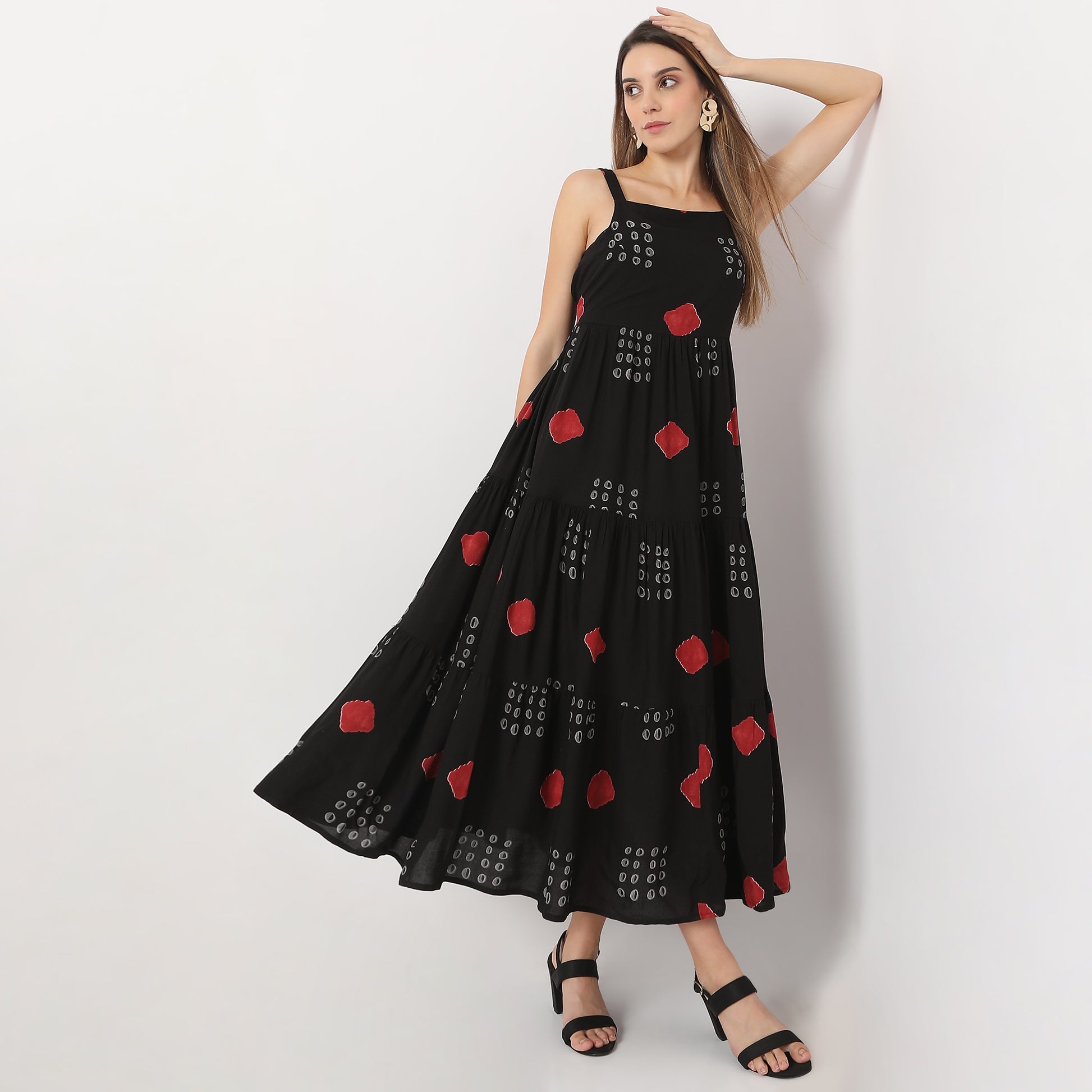 Flare Fit Printed Calf Length Square Neck Tiered Sleeveless Dress