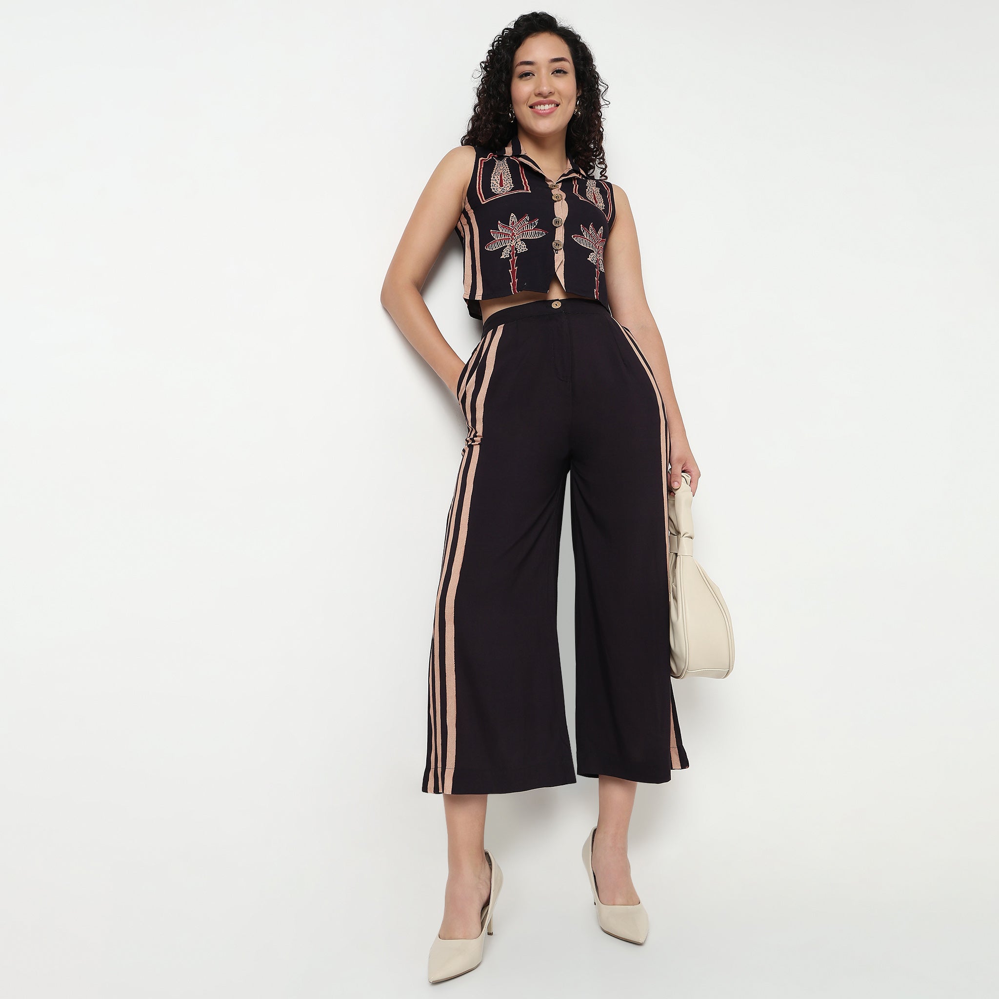 Buy Women Straight Fit Printed Full Length High Rise Pants  - Style Union