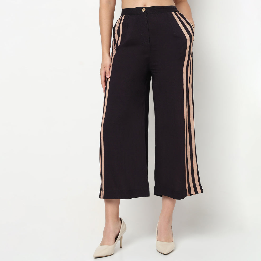 Buy Women Straight Fit Printed Full Length High Rise Pants  - Style Union