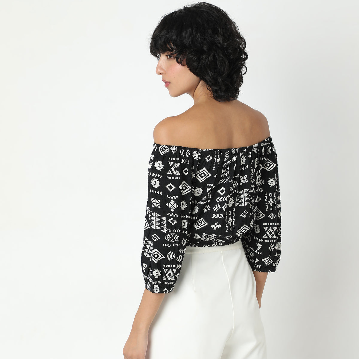 Boxy Fit Printed Crop Top