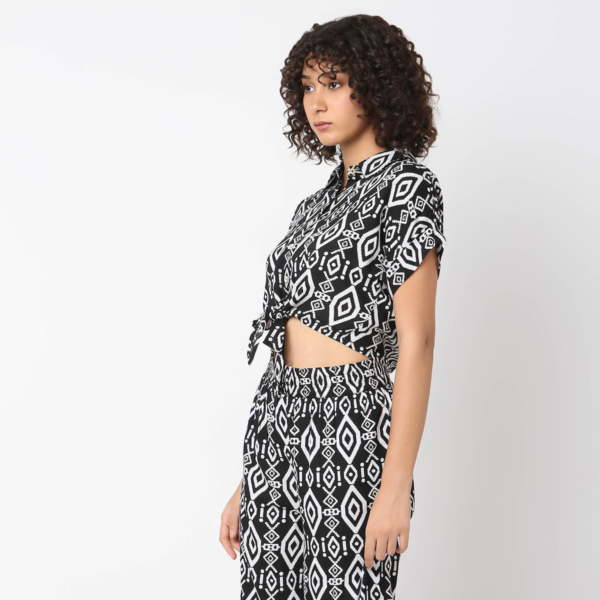 Regular Fit Printed Crop Top