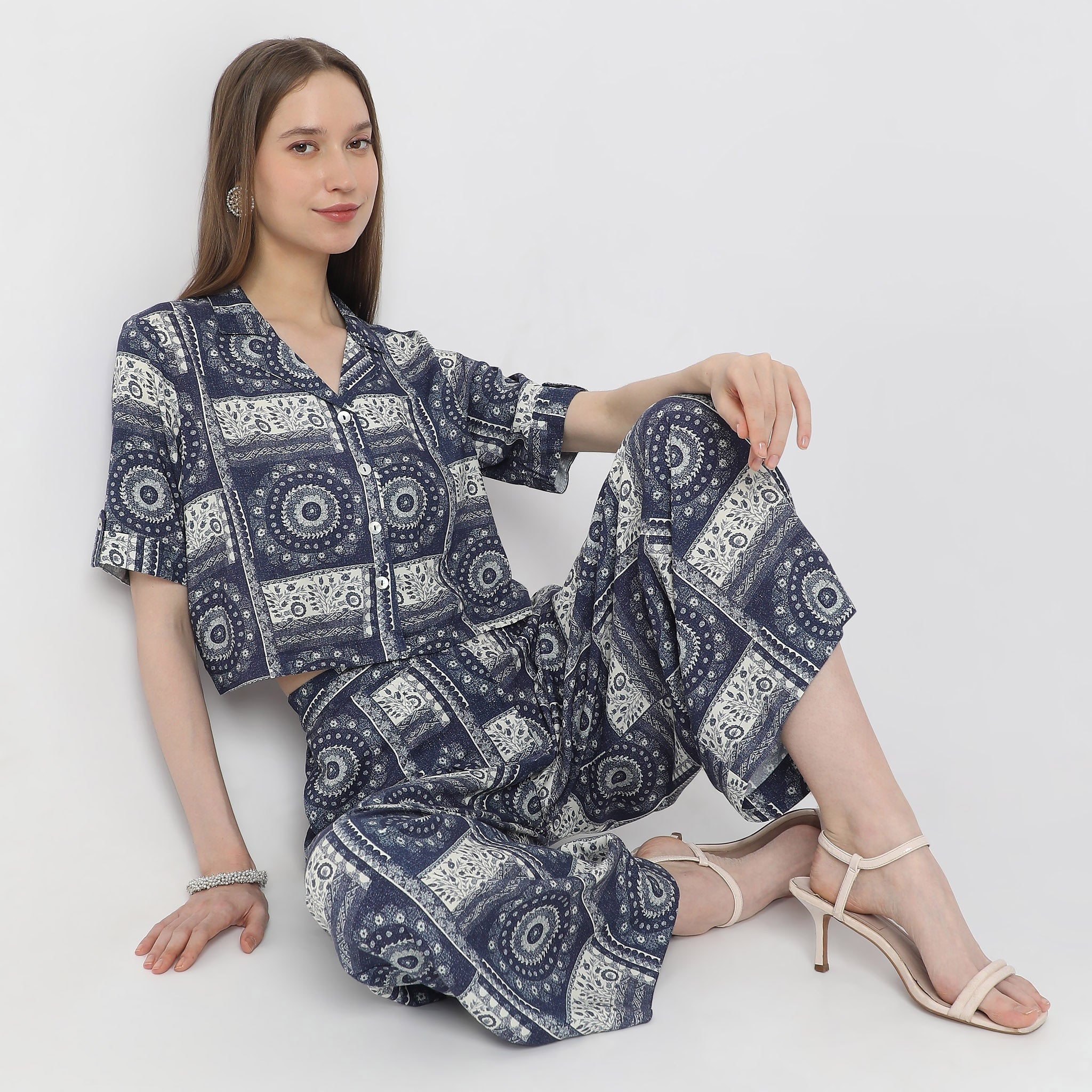 Abstract Print Camp Collar Crop Top