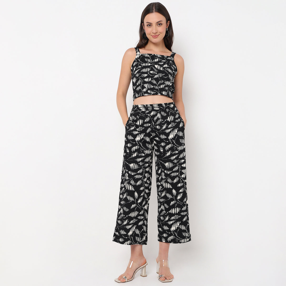 Square Neck Slim Fit Crop Top