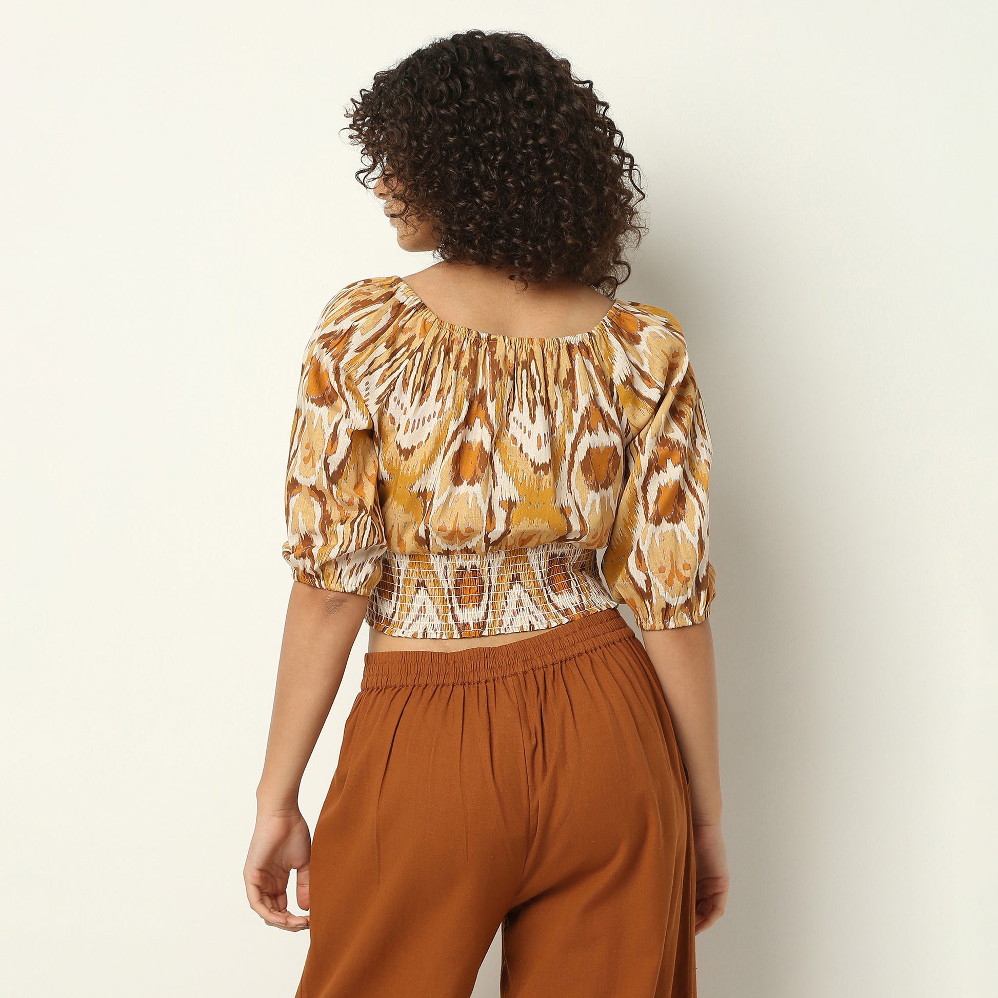 Regular Fit Printed V-Neck Crop Top