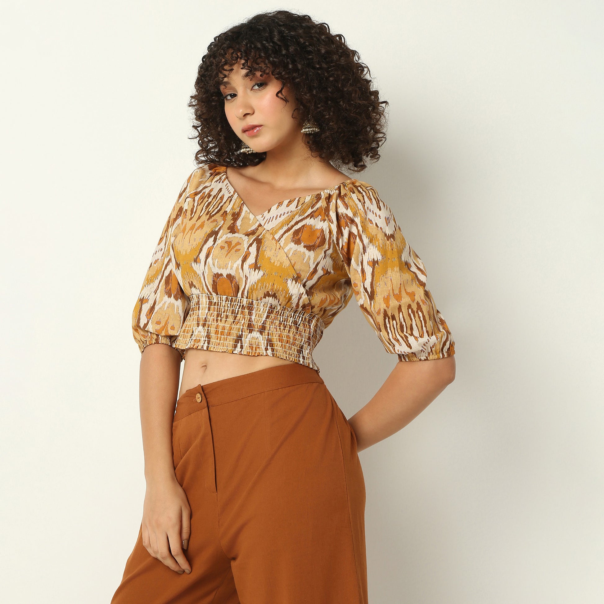 Regular Fit Printed V-Neck Crop Top