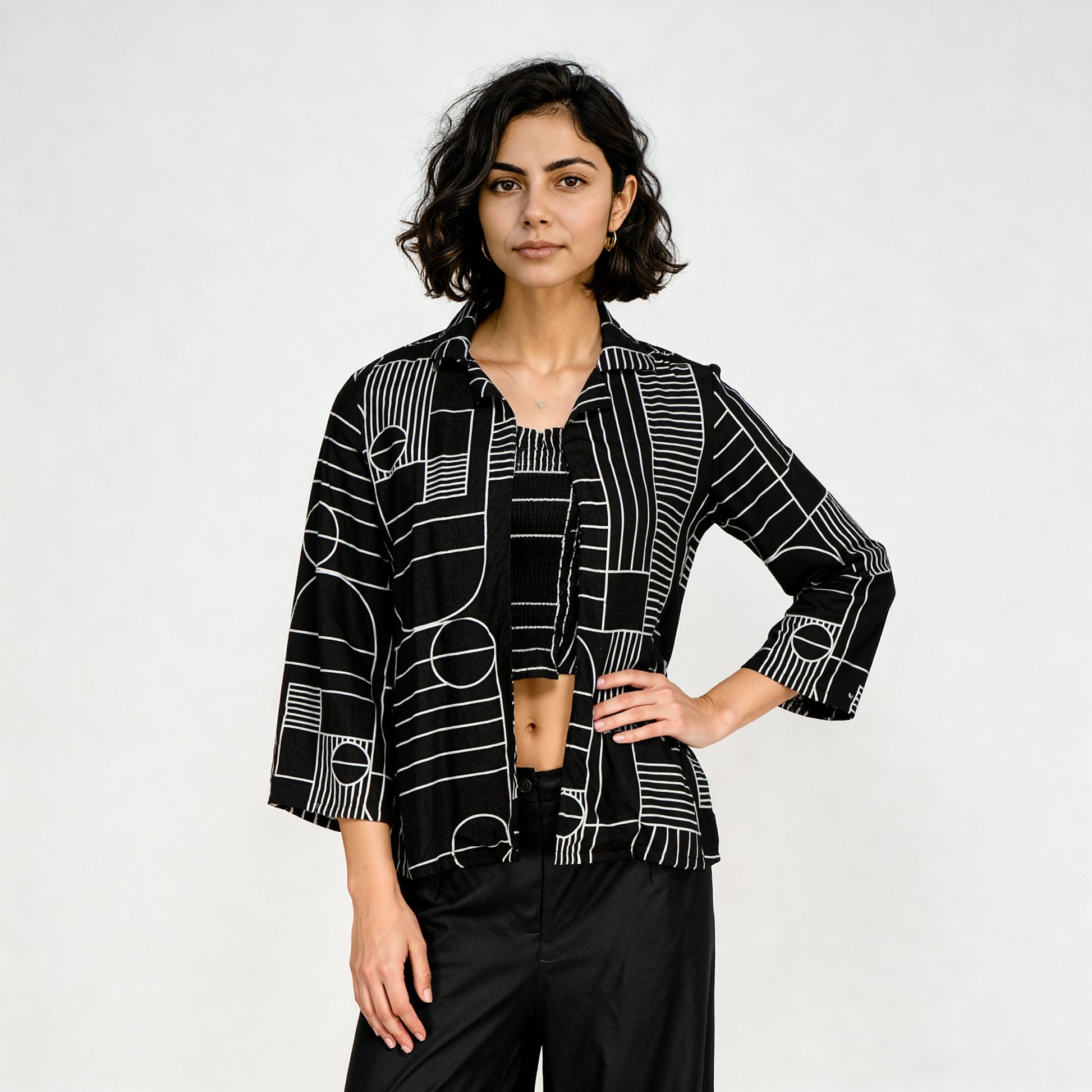 Square Neck Full Sleeve Straight Cut Printed Shrug